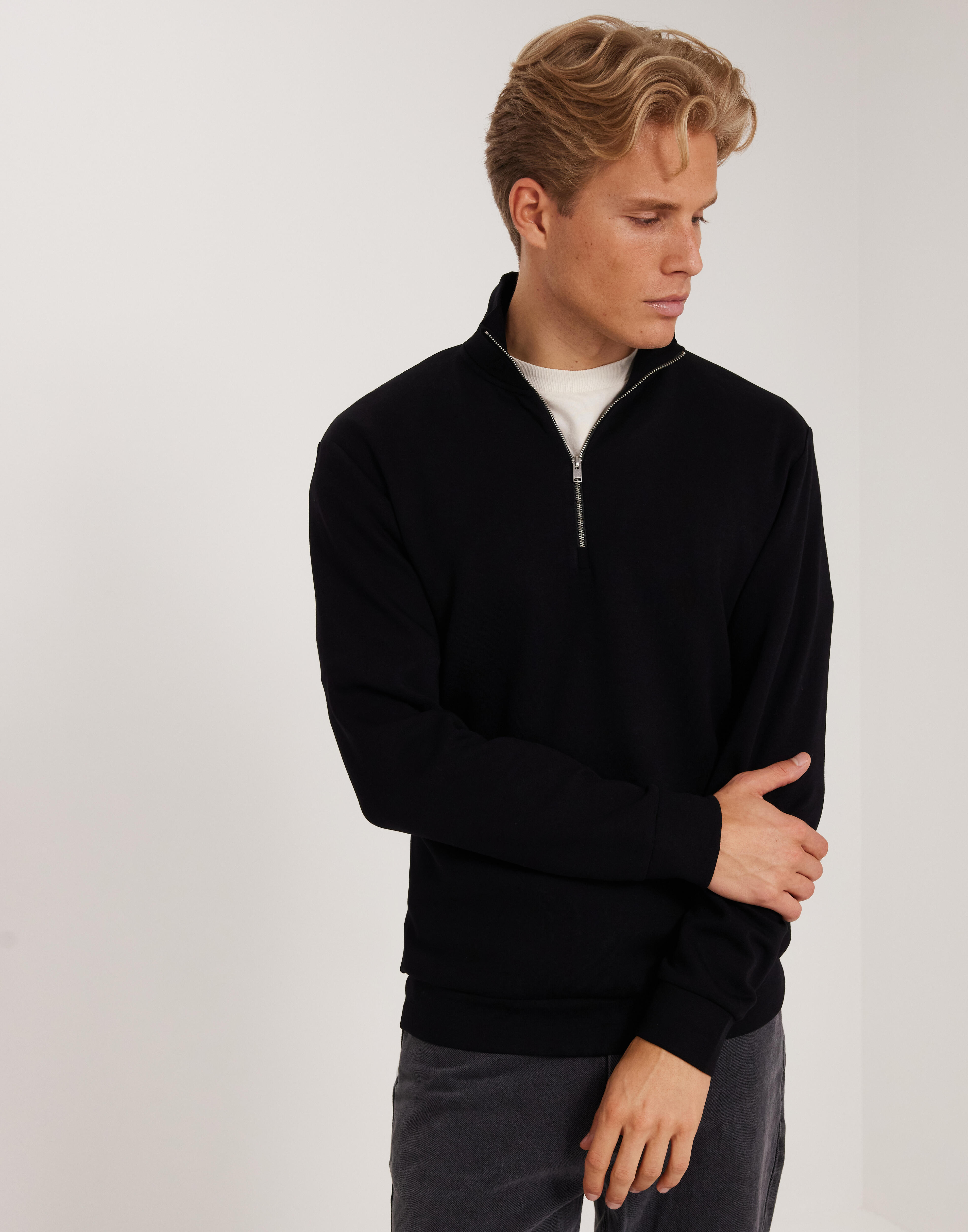 Buy Selected Homme SLHEMANUEL SOFT ZIP HIGH NECK SWEAT Black NLYMAN