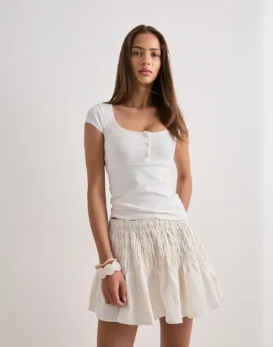Vero Moda - Vit - Vmsofia Mw Mini Skirt Wvn Exp — produktbild
