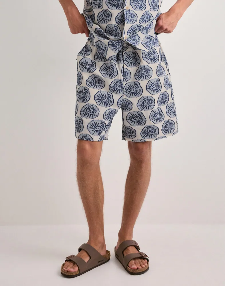 Dahlia Jacquard Shorts Shorts