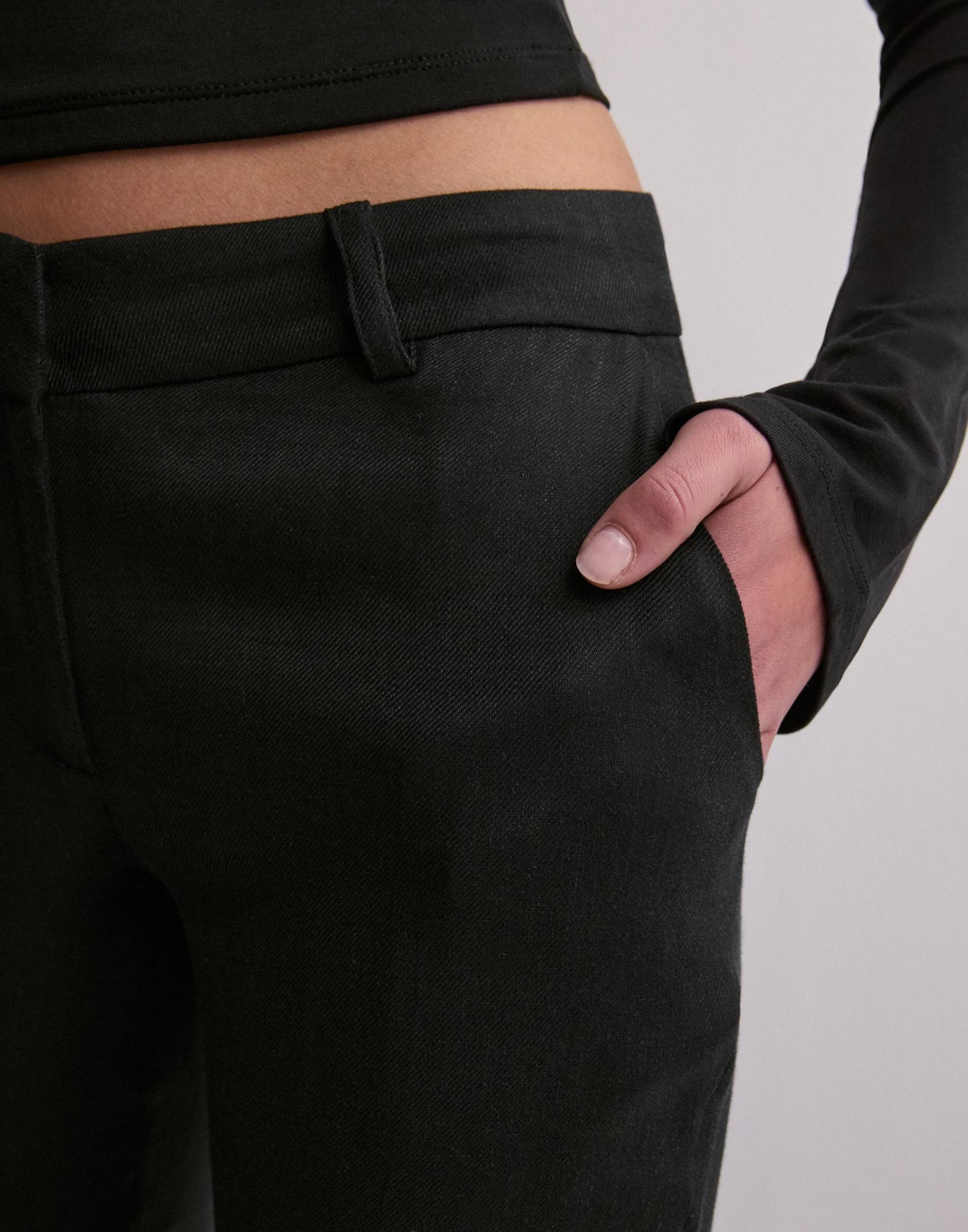 The Lirenne Tailored Flare Pants