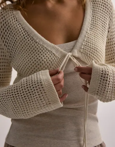 Vero Moda - Beige - Vmmadera Ls V-Neck Tie Cardigan Boo
