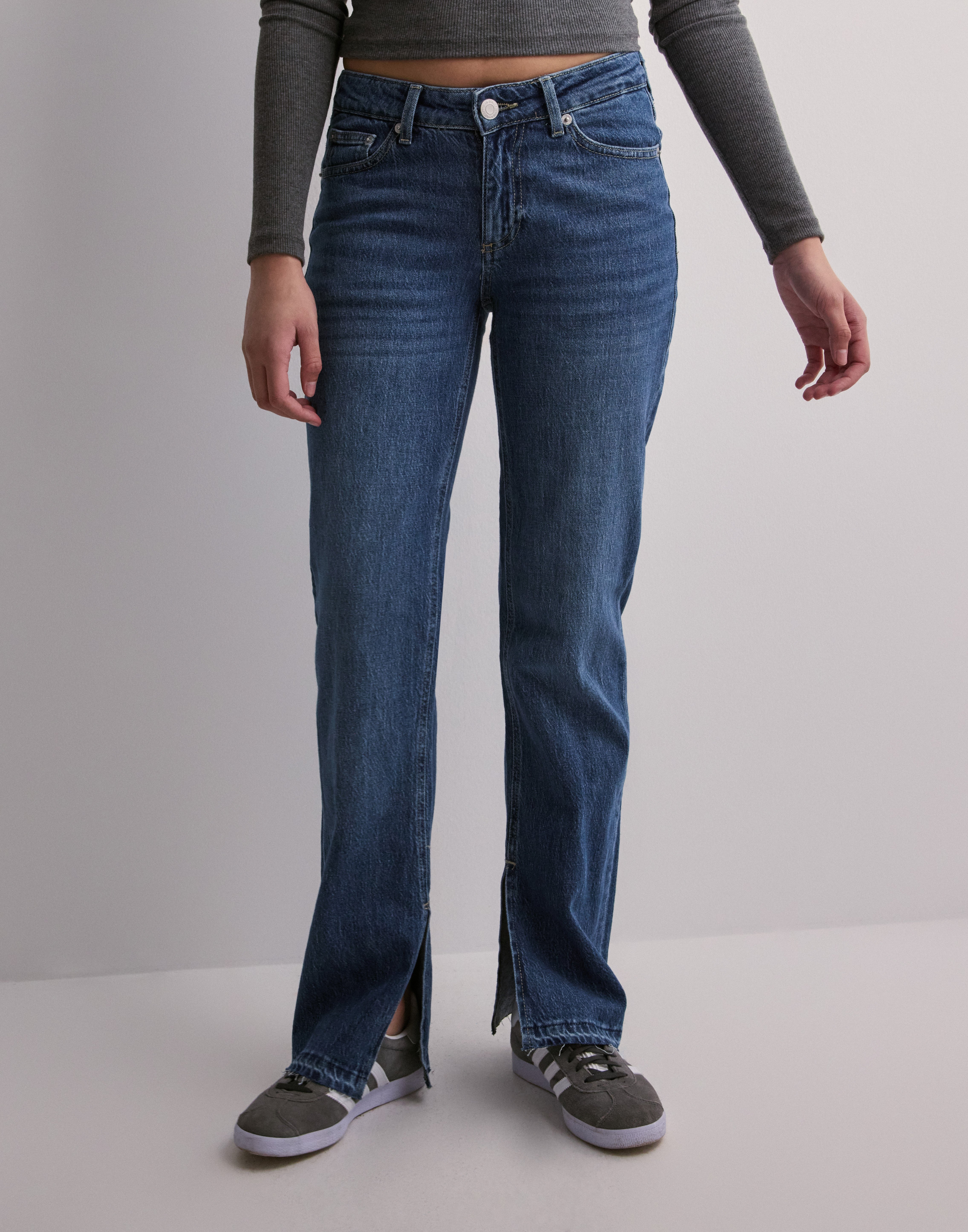 Buy Vero Moda VMJADA MR STRAIGHT SLIDS JEANS RA38 - Medium Blue