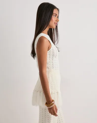 MALINA Amal Knitted Fringe Top toppar dam – bild 2
