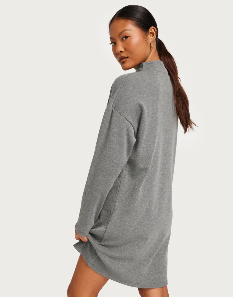 Buy Nelly Turtle Neck Loose Dress - Dark Grey | Nelly.com