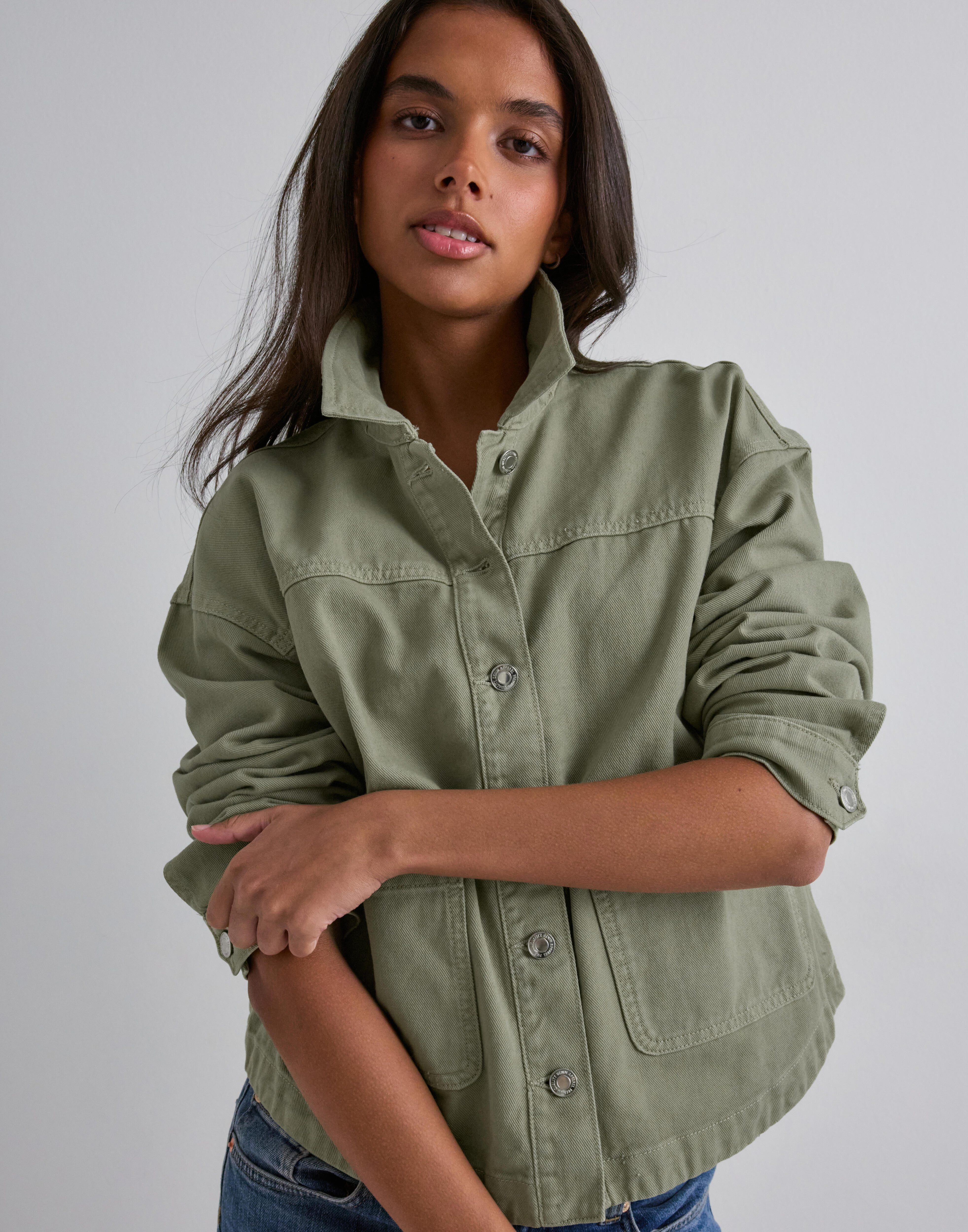 Buy Vero Moda VMJAMIE LS DENIM SHACKET MIX GA NOO - Wreath Washed