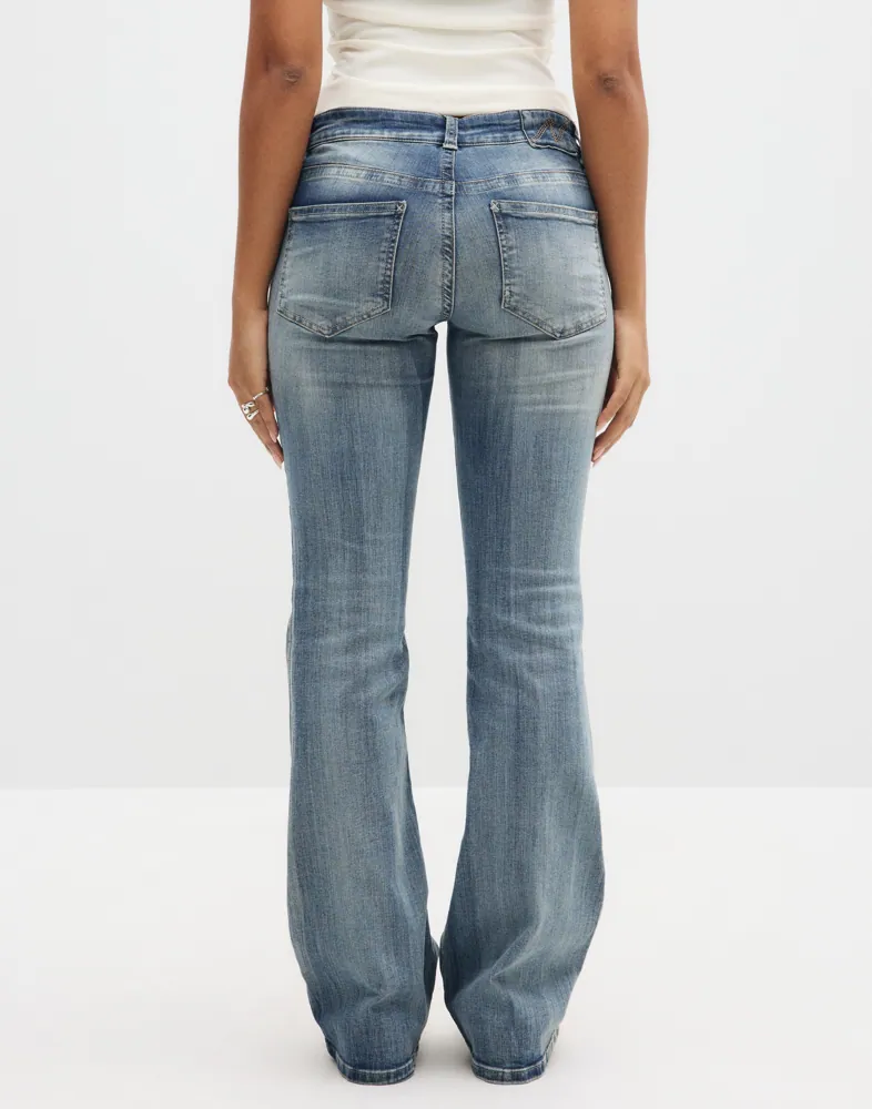 Nelly Super Low Waist Bootcut Jeans dam – bild 4