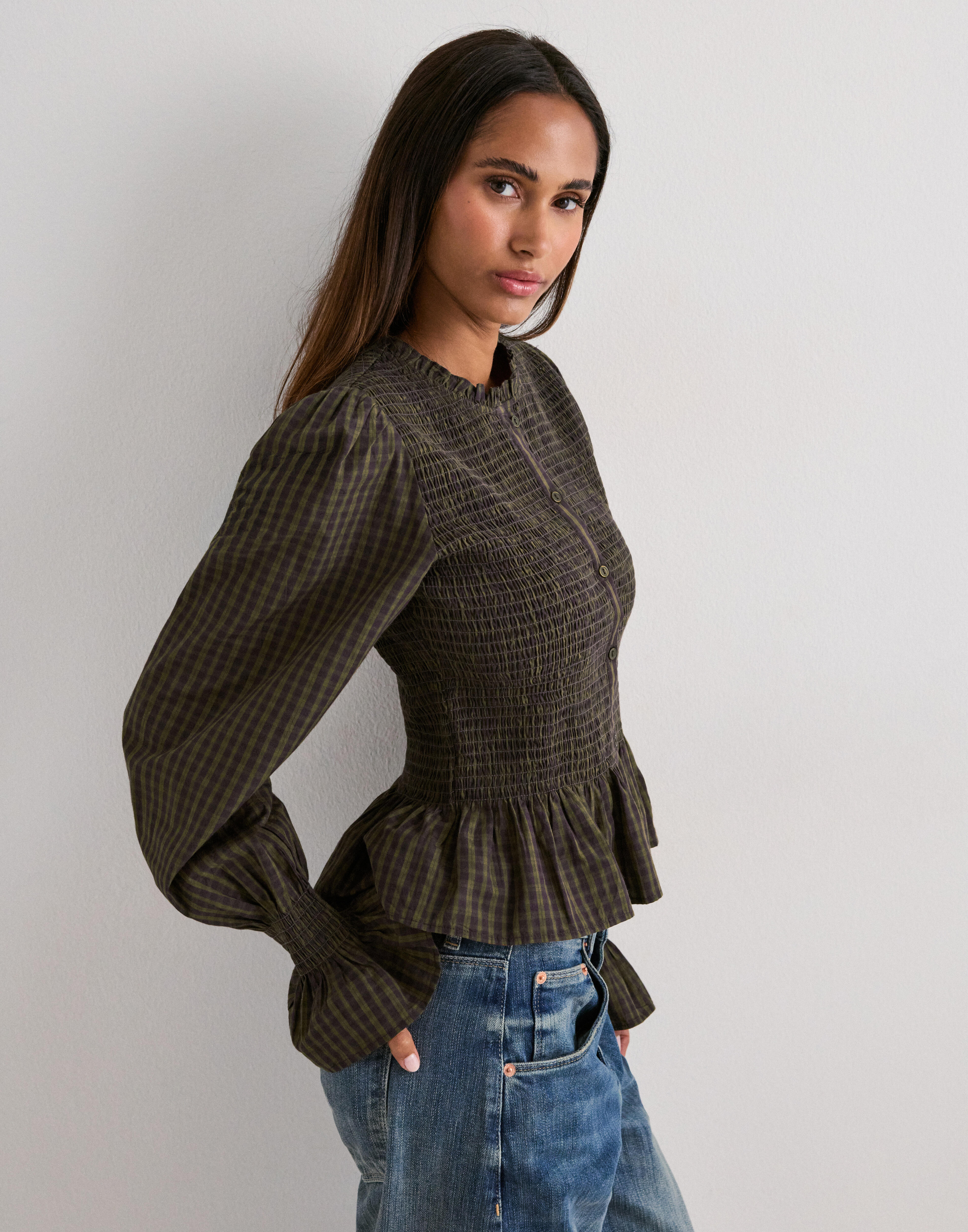 Puff sleeve blouses for women - Trendy romantic styles | Nelly