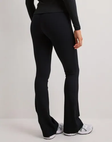 Aim'n - Svart - Ribbed Seamless Flare Tights