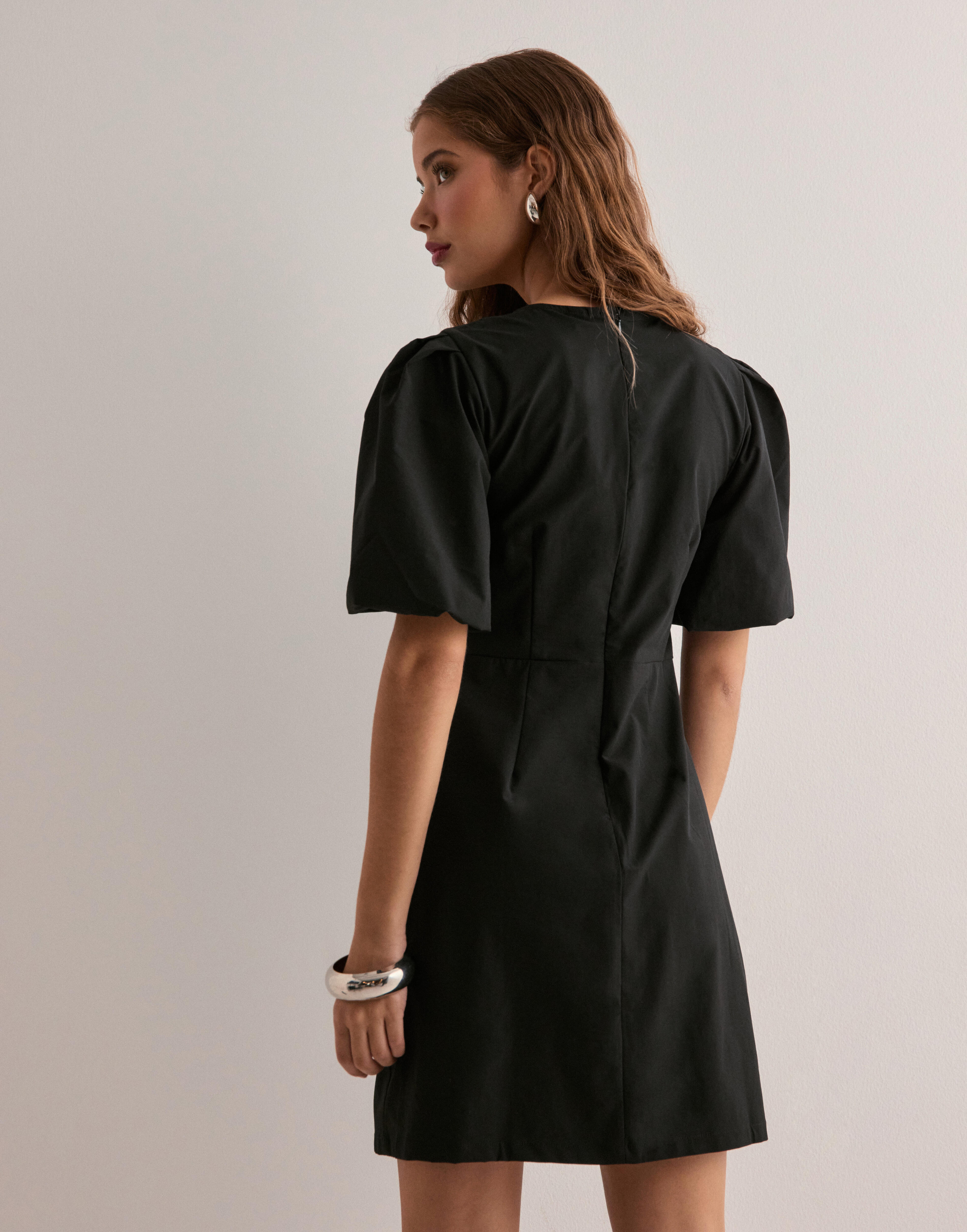 Korte jurk in kant Vero Moda | La Redoute