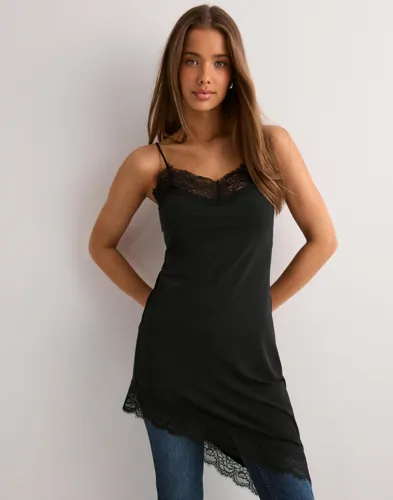 Nelly Lace Asymmetric Slip Dress festklänningar dam – bild 2