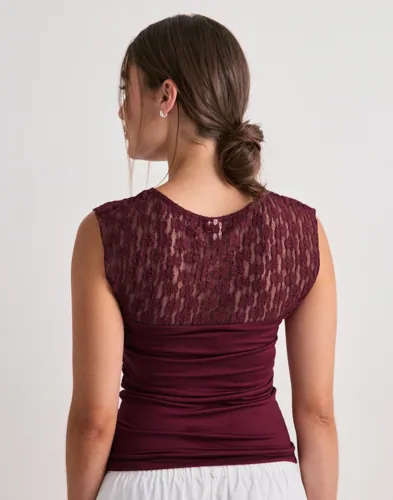 Nelly Lace Blocking Sleeveless Top toppar dam – bild 2
