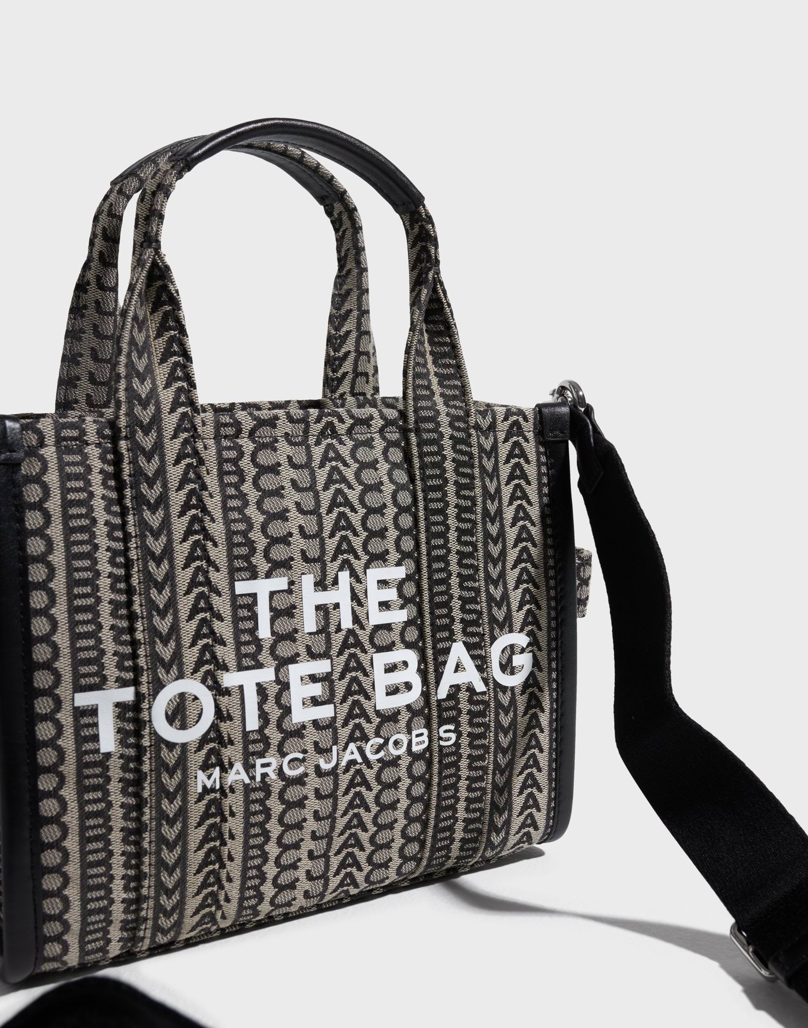 THE SMALL TOTE