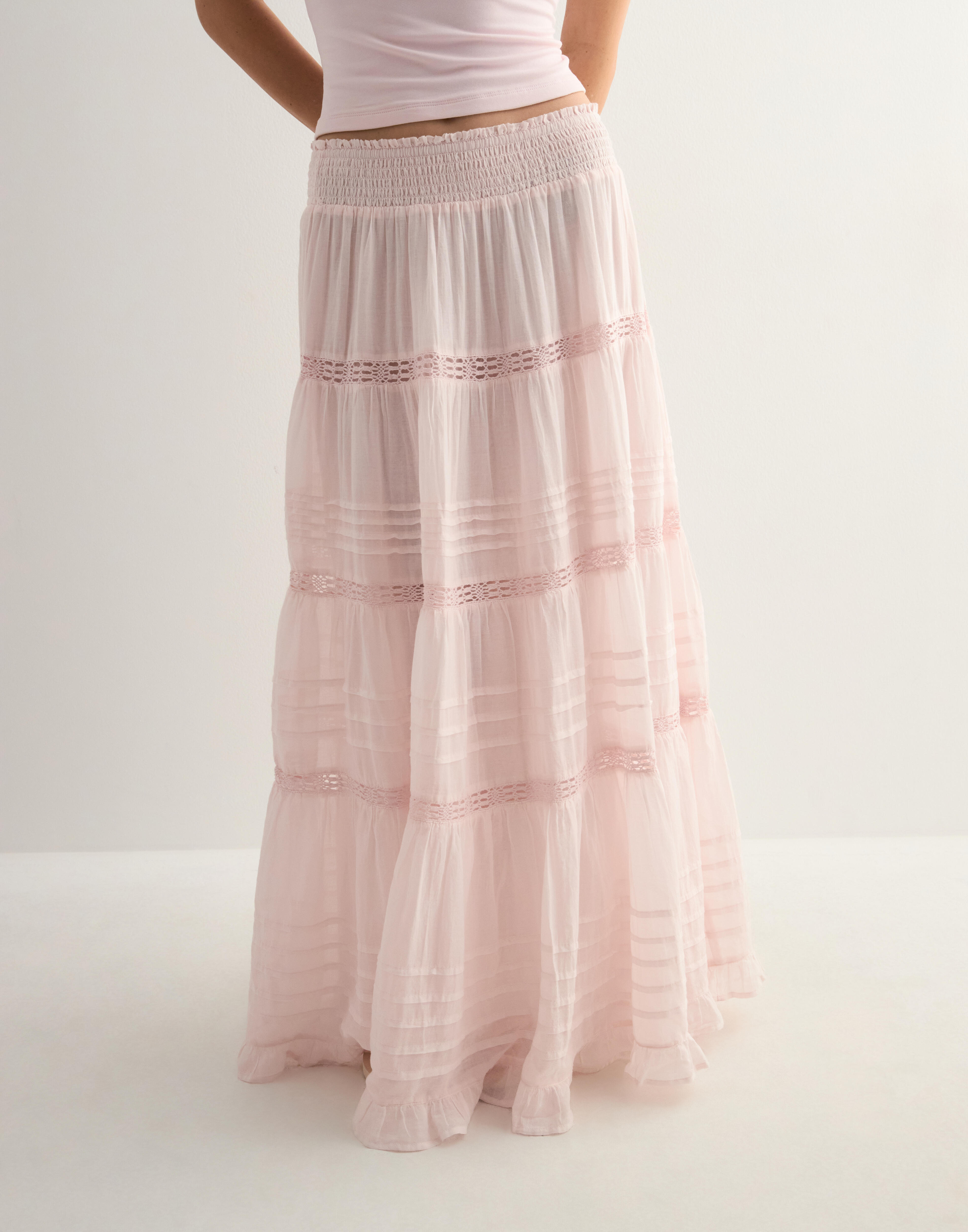 Kjøp Neo Noir Felicia S Voile Skirt - Light Pink | Nelly.com