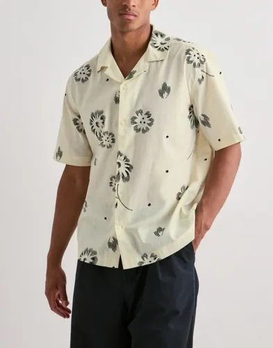 ONLY & SONS Onsluke Rlx Resort Aop Ss Shirt Kortärmade skjortor herr – bild 2