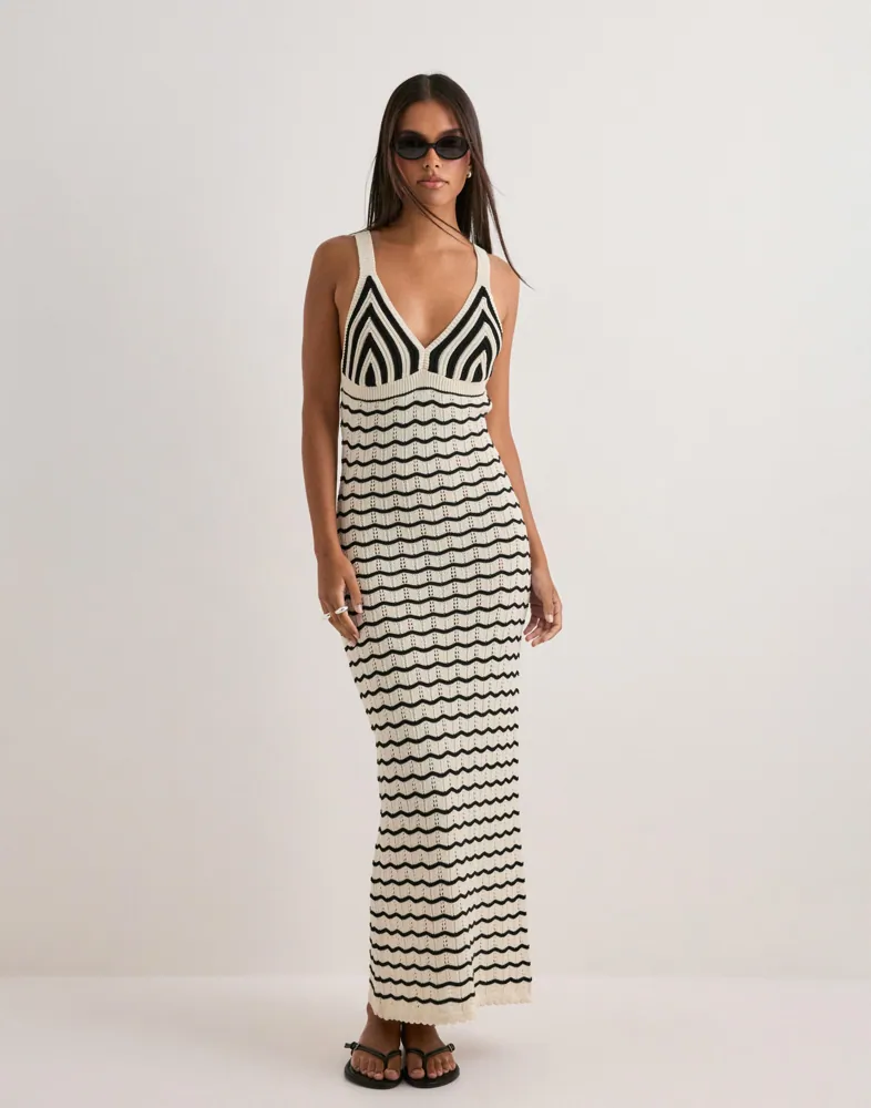 vero moda knit dress Vero Moda - Rib Knit V-Neck Midi Dress - Women - Polyester/Viscose/Elastane - XS