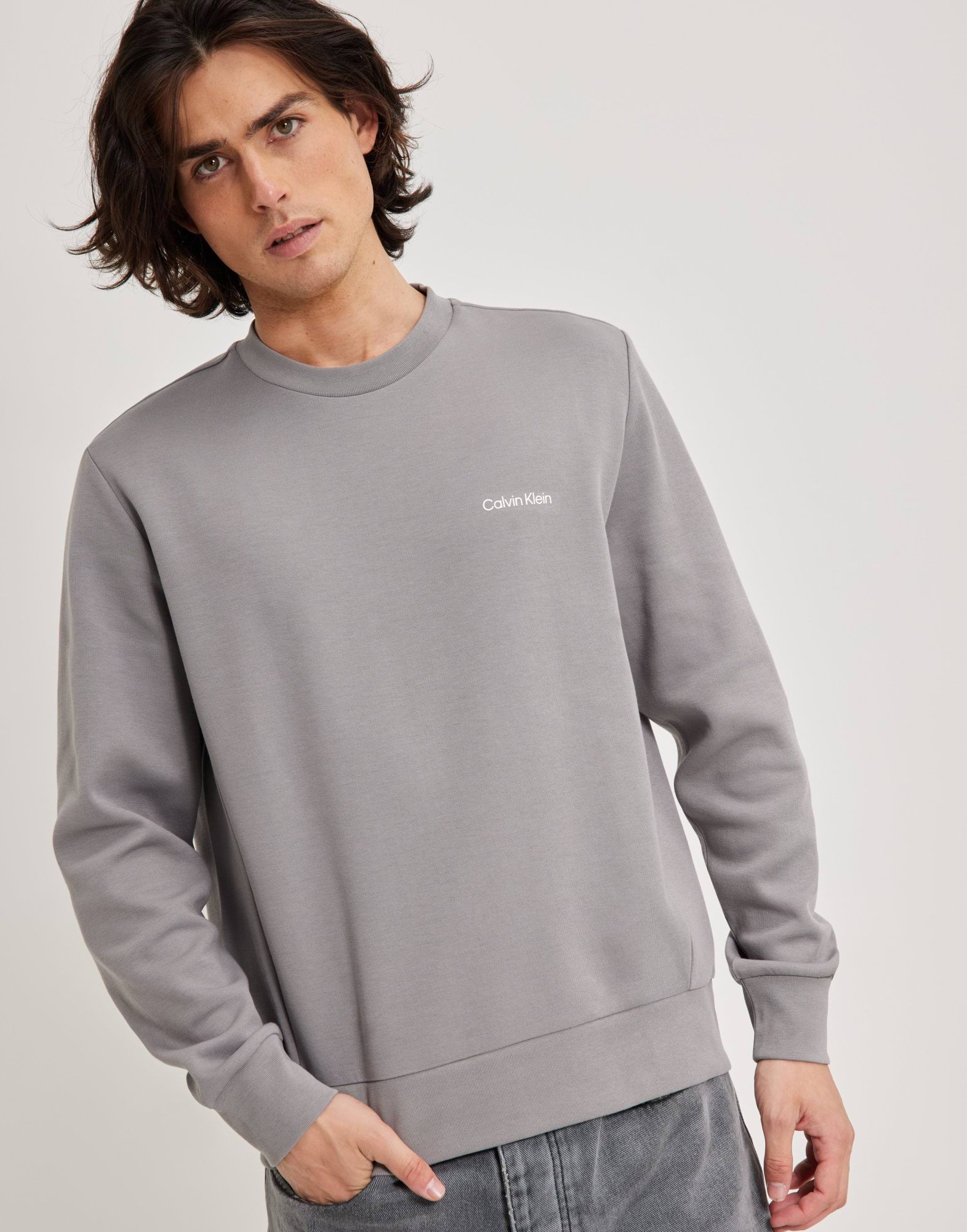 MICRO LOGO REPREVE SWEATSHIRT