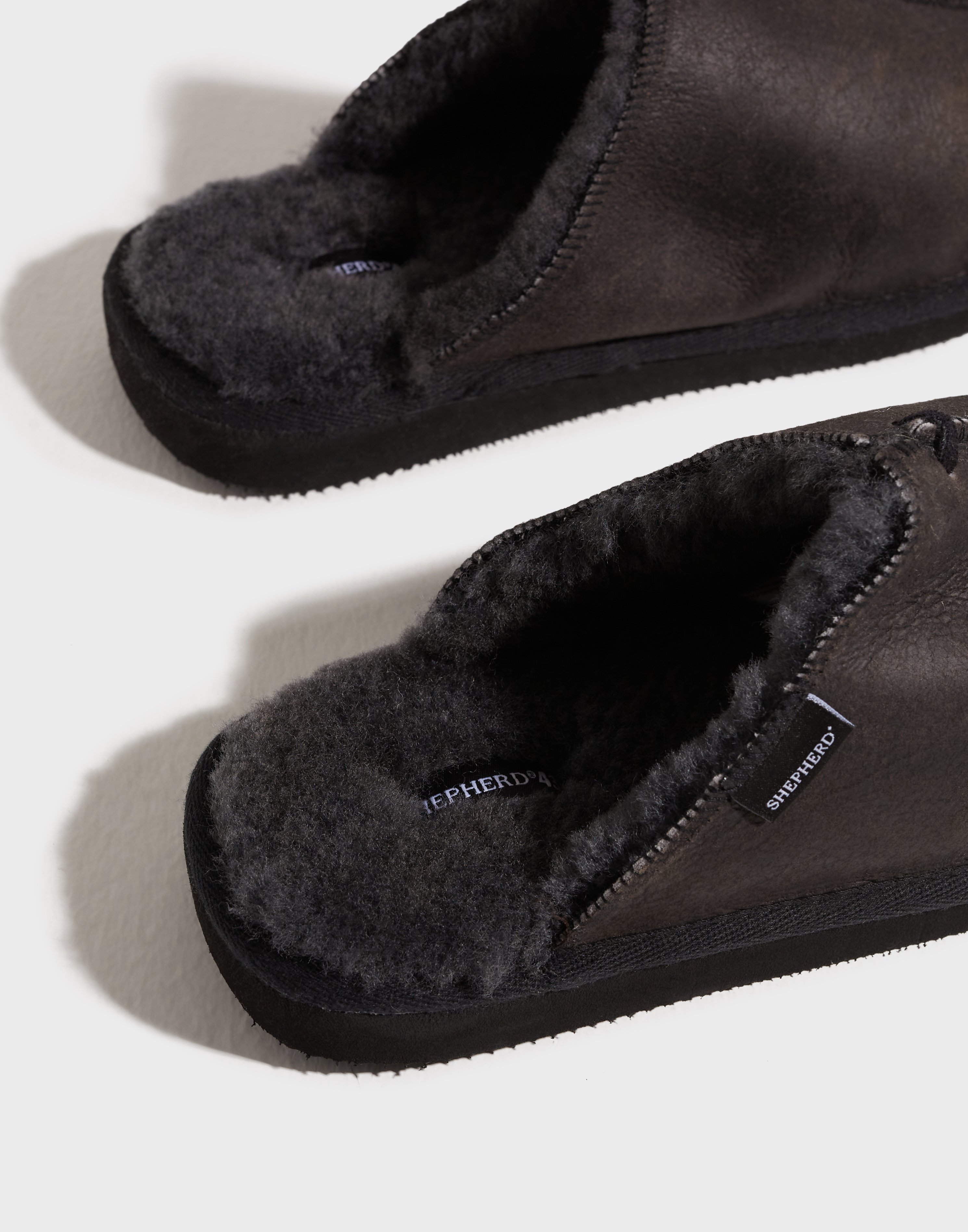 Bilde av Men's Hugo 43, Matt Black