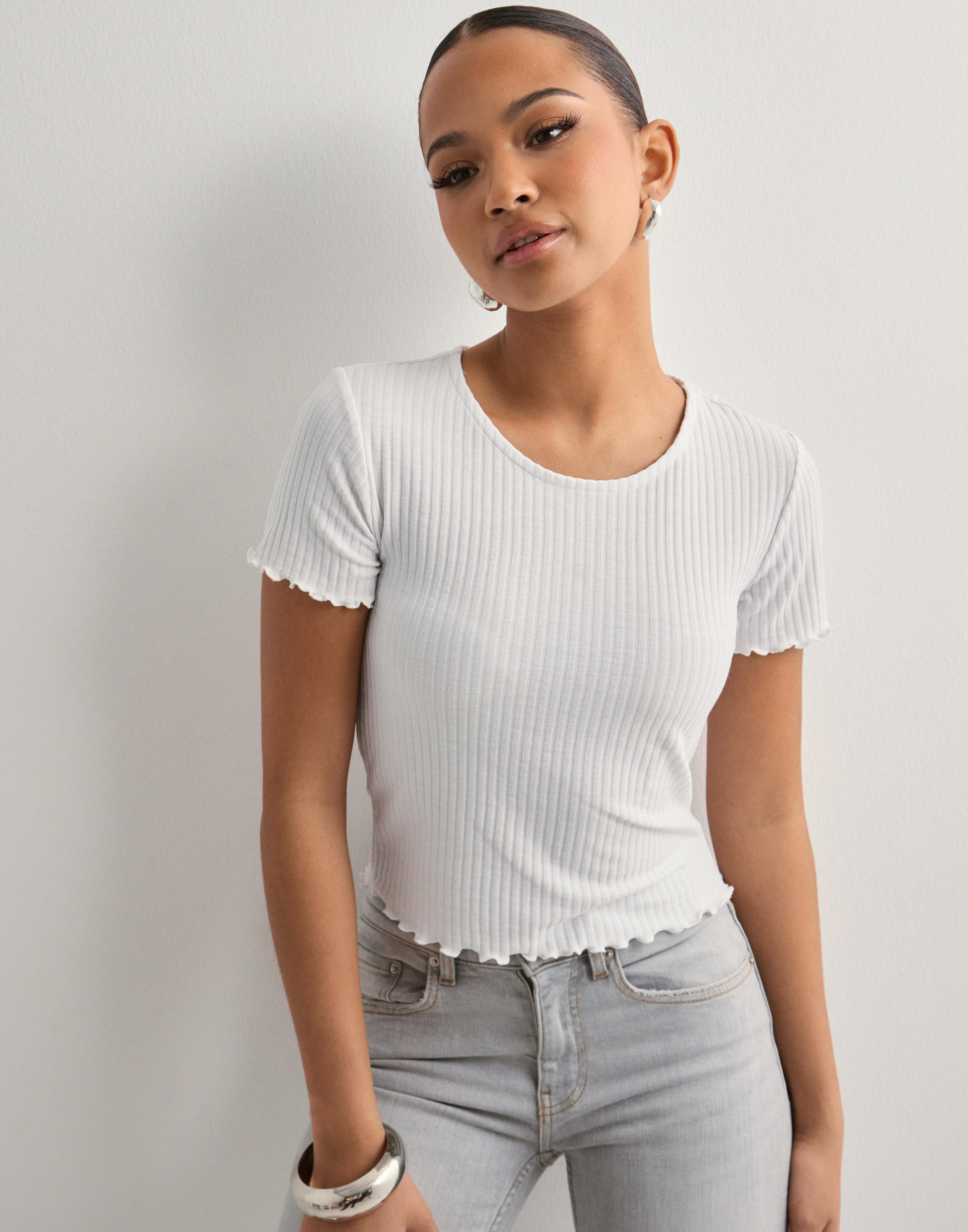 Stylish crop tops for Women | Nelly