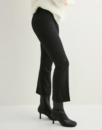 Nelly Kick Flare Suit Pants kostymbyxor dam – bild 2
