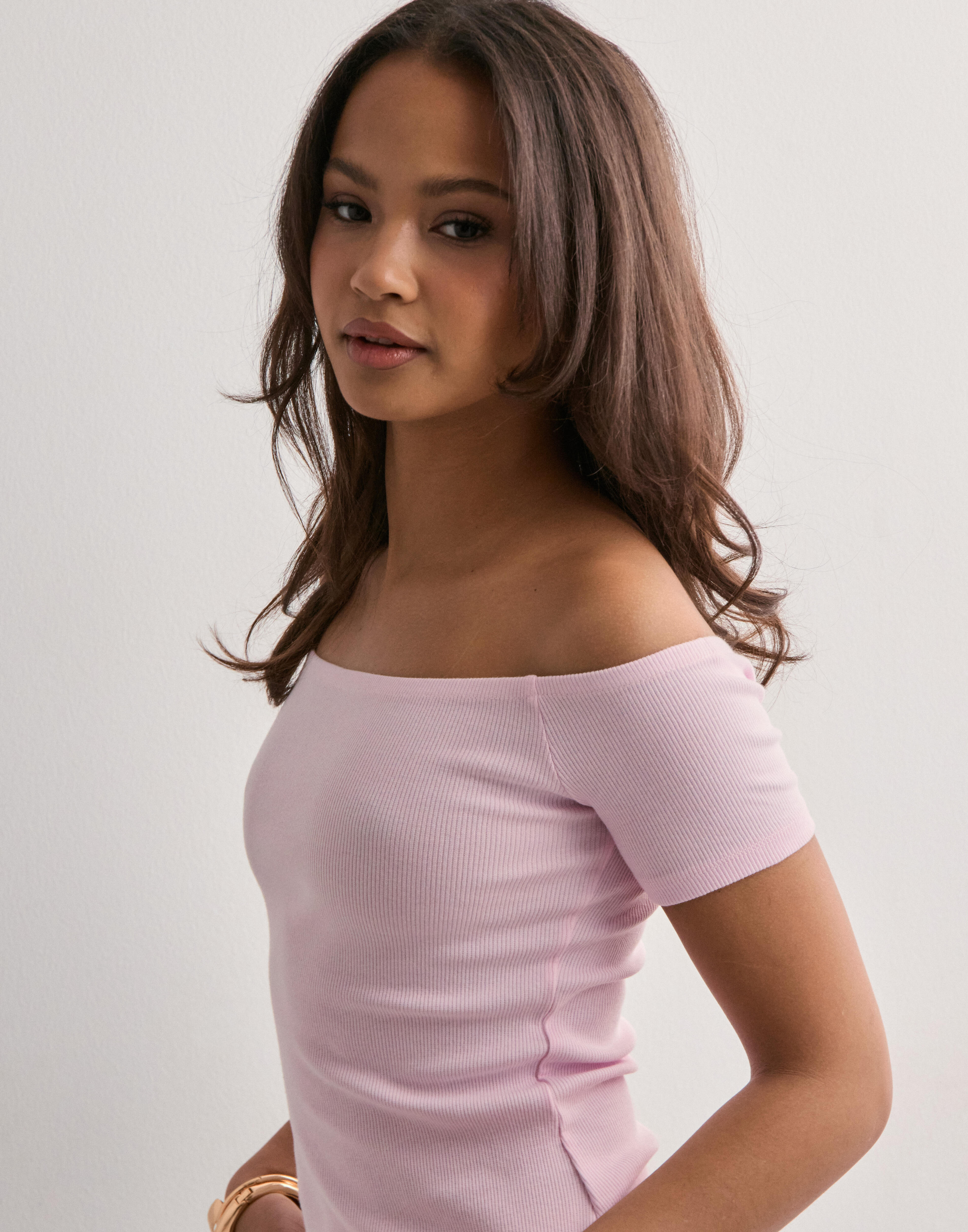 Buy Nelly Rib Off Shoulder Top - Light Pink | Nelly.com