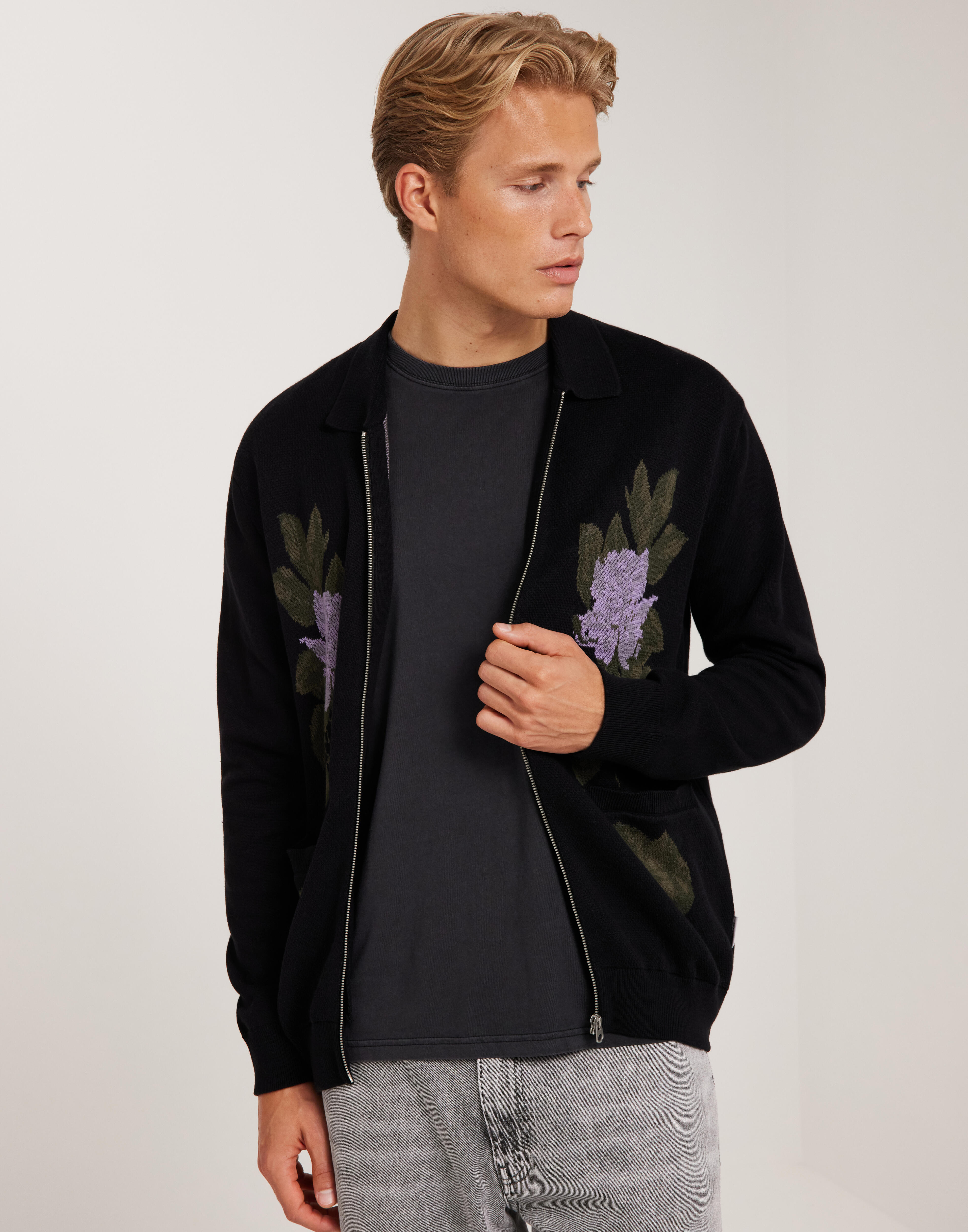 Buy Only & Sons ONSLAKE REG 12 JAQ ZIP CARD KNIT - Black | NLYMAN