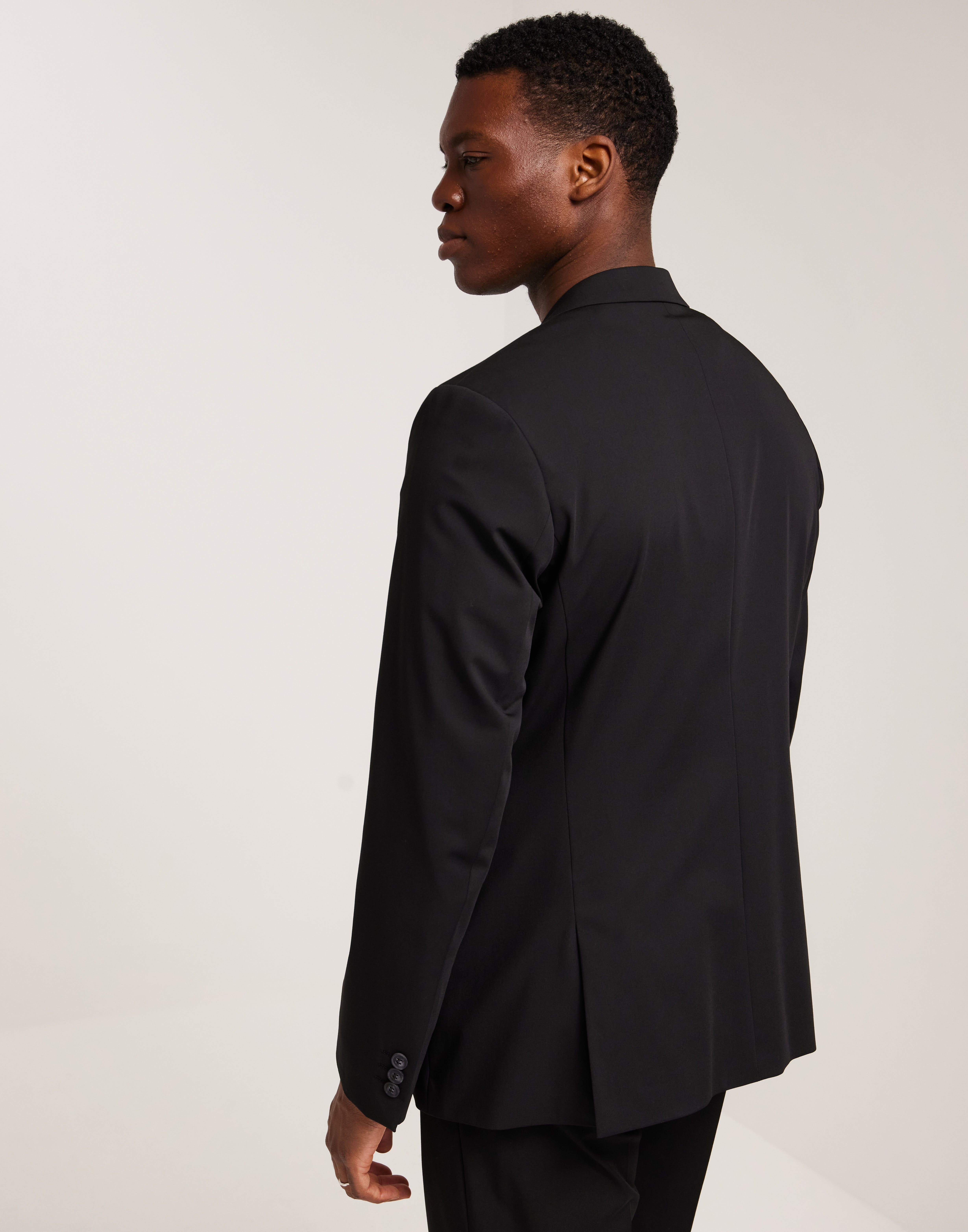 Buy Selected Men SLHSLIM-LIAM BLZ FLEX NOOS - Black | NLYMAN