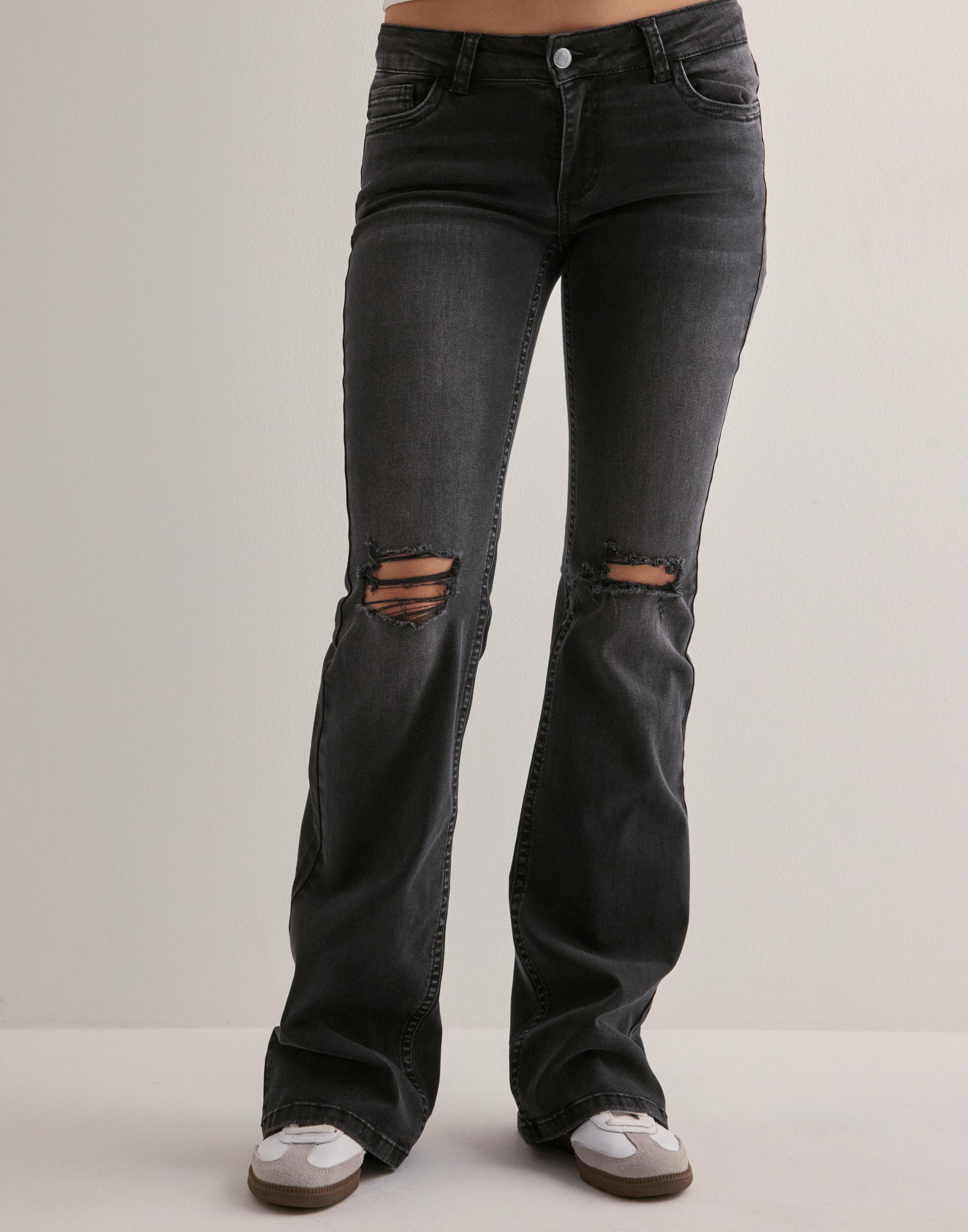 【BLACKUP】Shumit Low Waist Bootcut Denim Pants BLACKUP】Shumit Low Waist Bootcut Denim Pants (BLACKUP