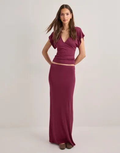 Nelly Perfect Low Waist Maxi Skirt maxikjolar dam – bild 2