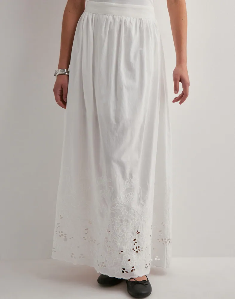 Slfdahlia Hw Ankle Broderi Skirt B