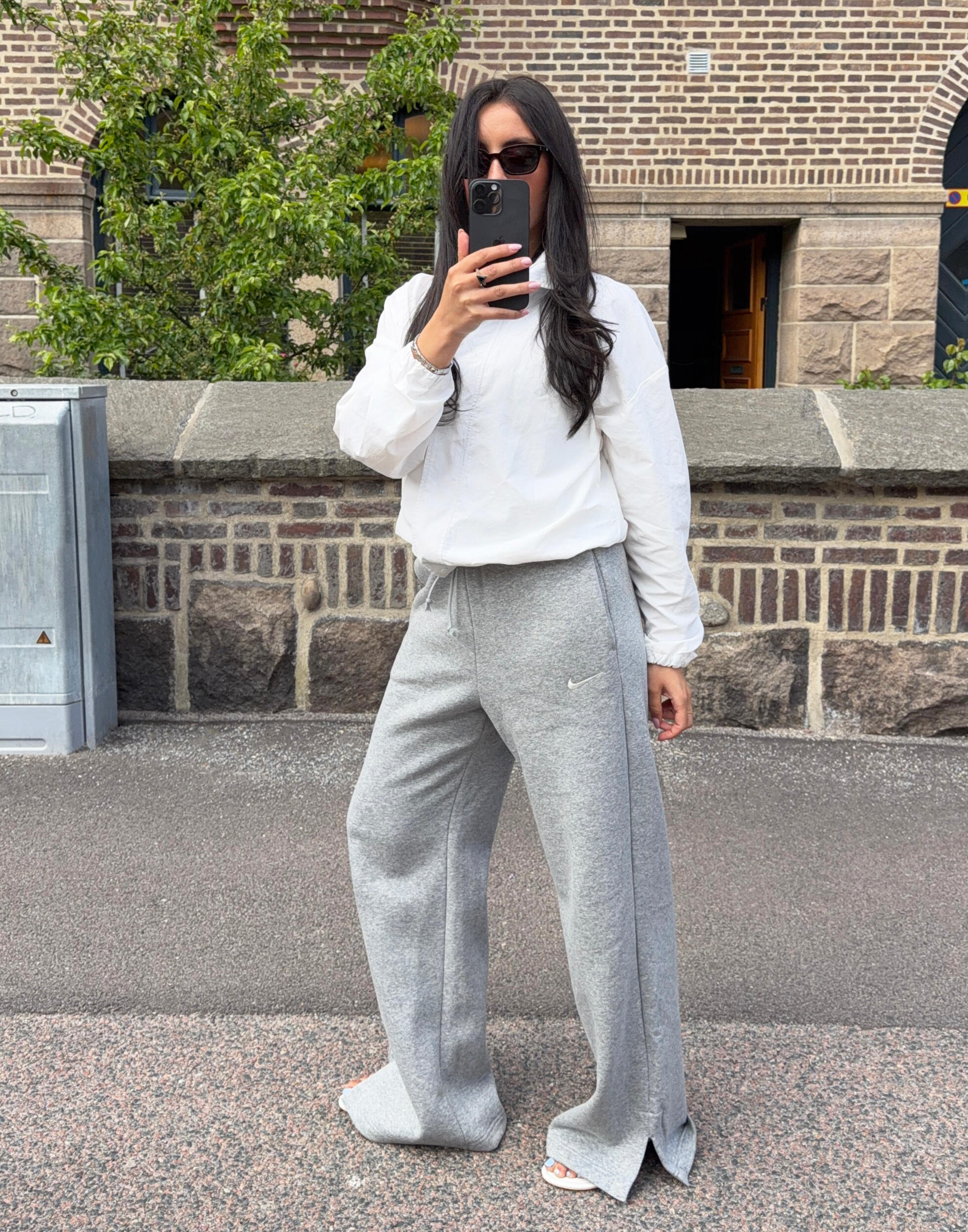 Buy Nike W Nsw Phnx Flc Hr Pant Wide 2 - Grey | Nelly.com