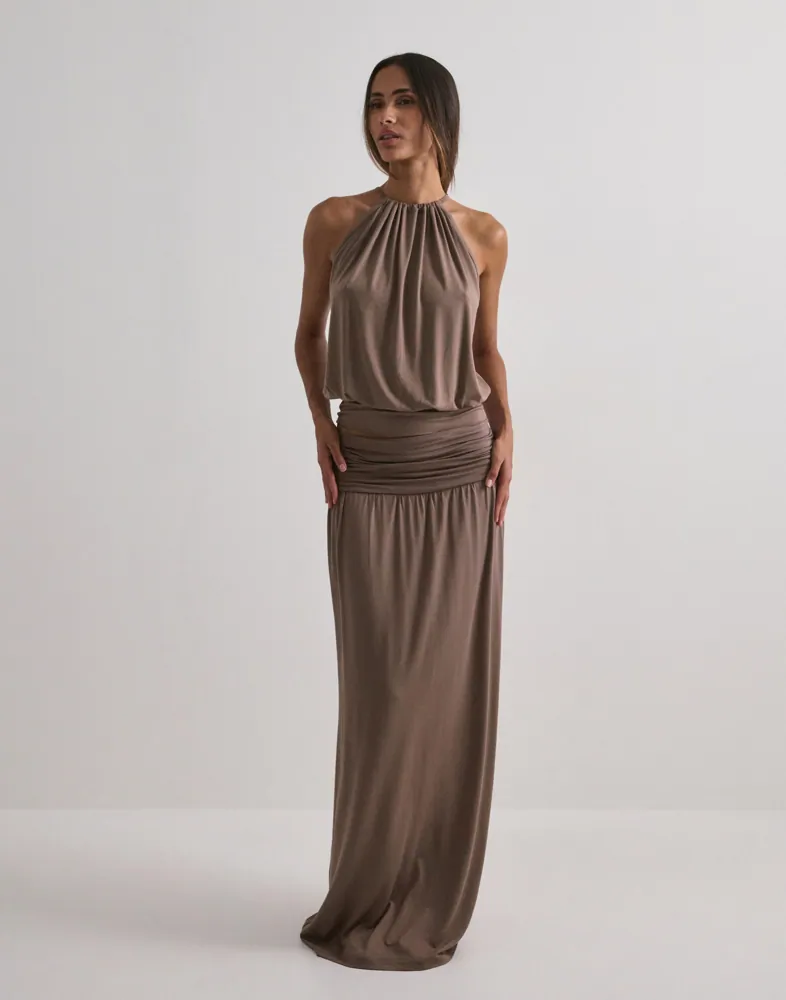 Low Waist Flowy Maxi Skirt