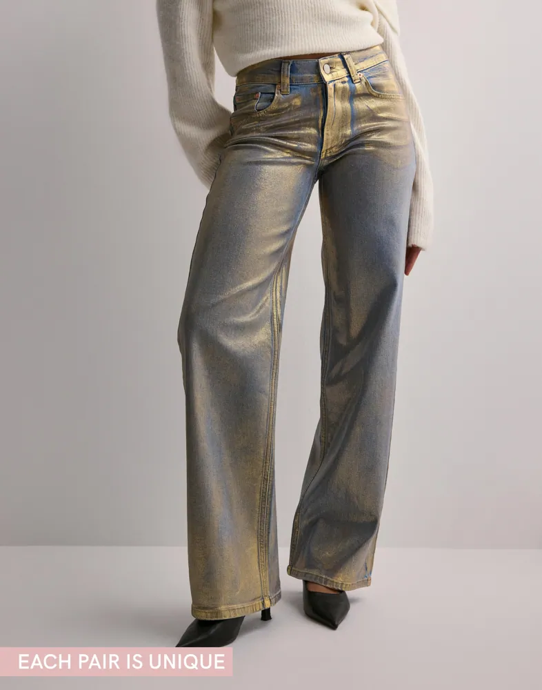 Loose Golden Jeans