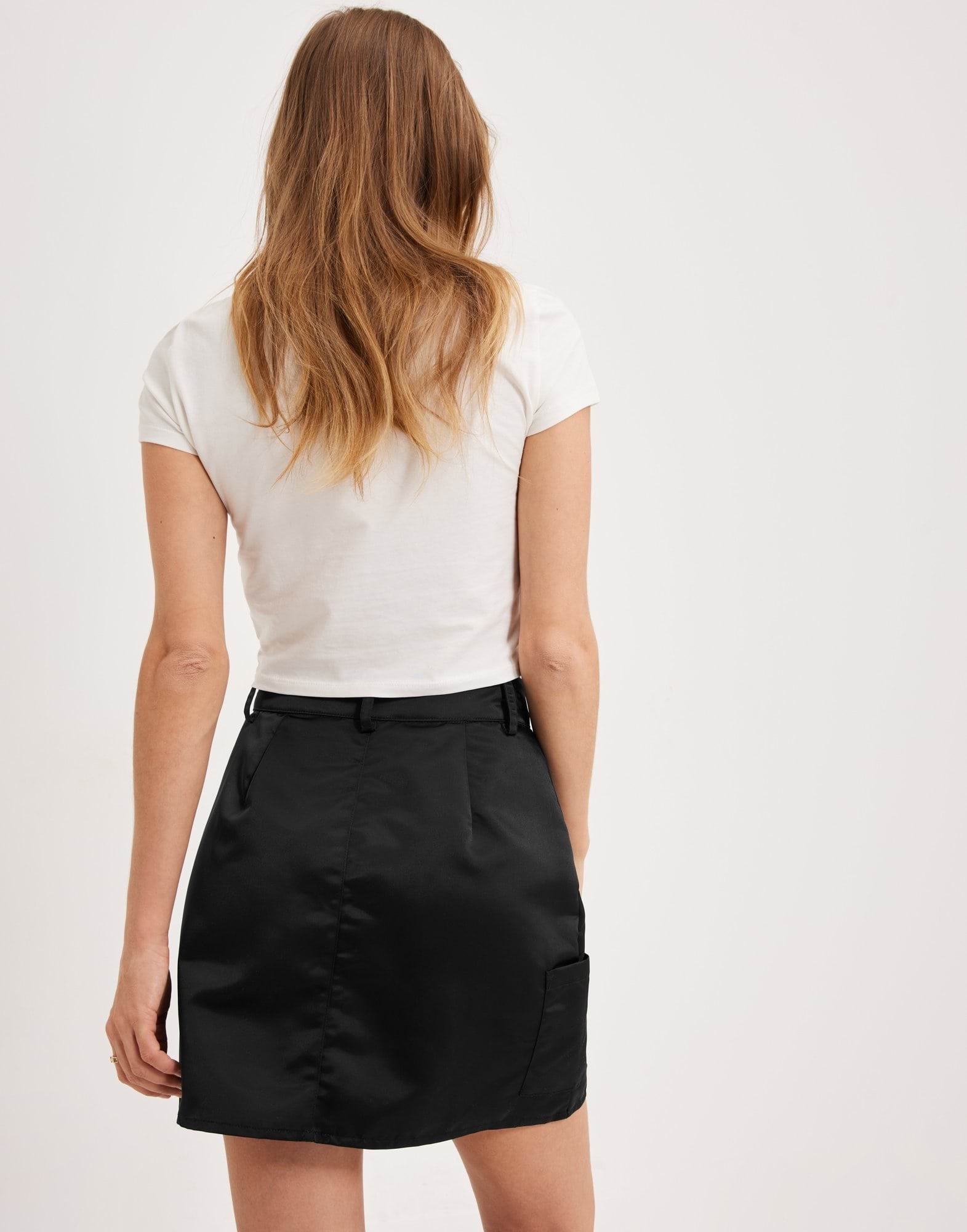 PCNELLIE SHORT SKIRT D2D DMO