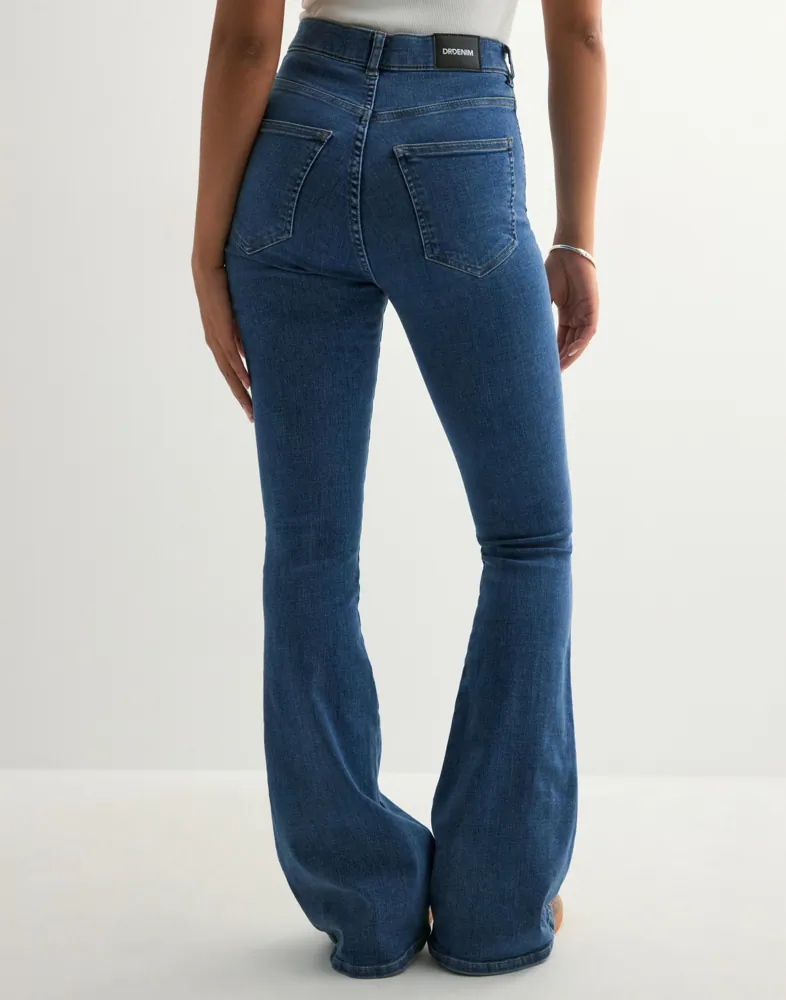 Nora Flare Button Fly. Jeans