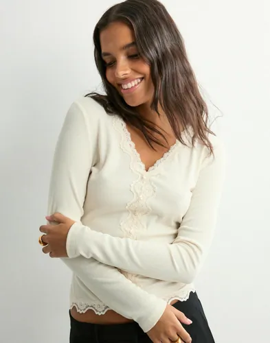 Onlenea L/S Lace Mix Placket Top Jr
