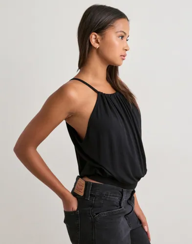 Nelly Soft Drape Tie Back Top toppar dam – bild 2