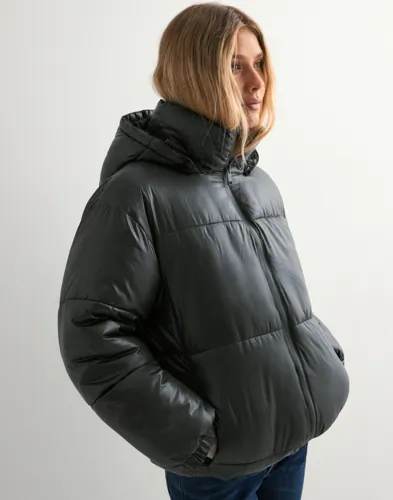 Nelly - Sort - Volume Precious Puffer Jacket