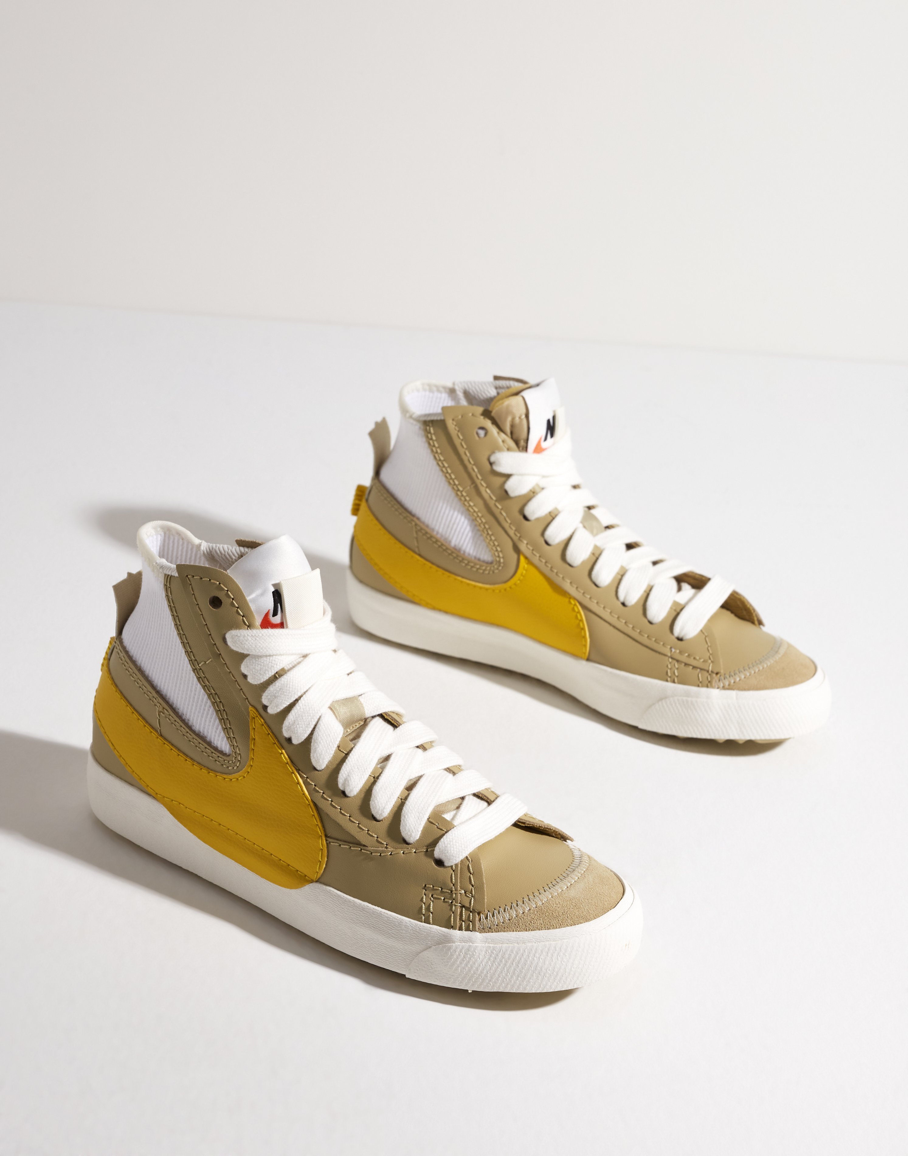 Nike blazer mid 77 yellow on sale