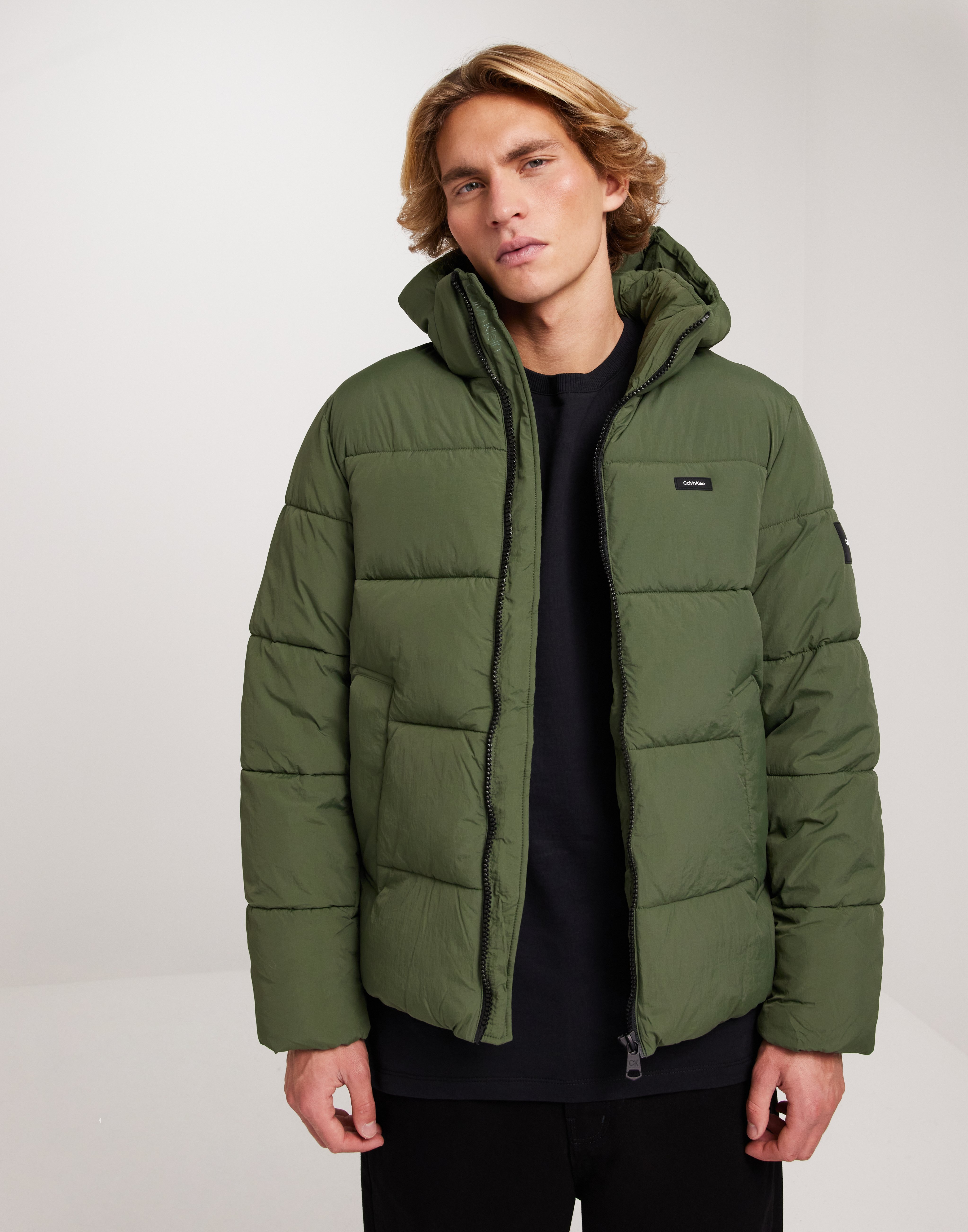 Buy Calvin Klein CRINKLE NYLON QUILT JACKET Thyme NLYMAN