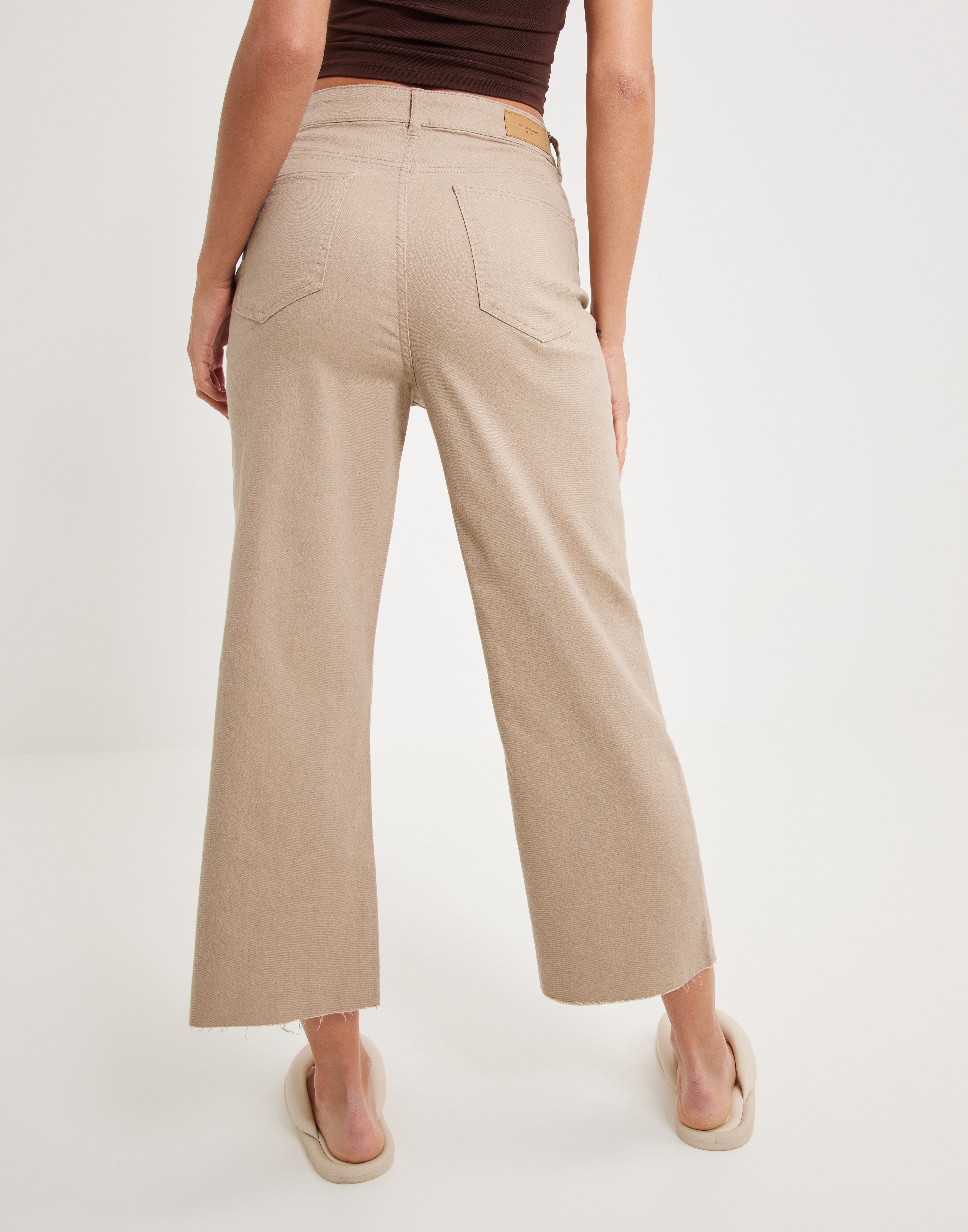 VMHOT KATHY SHR WIDE CROP PANTS CO