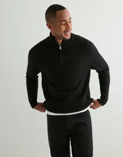 Que Sera Sera Ted Half Zip Knit Half zip Svart