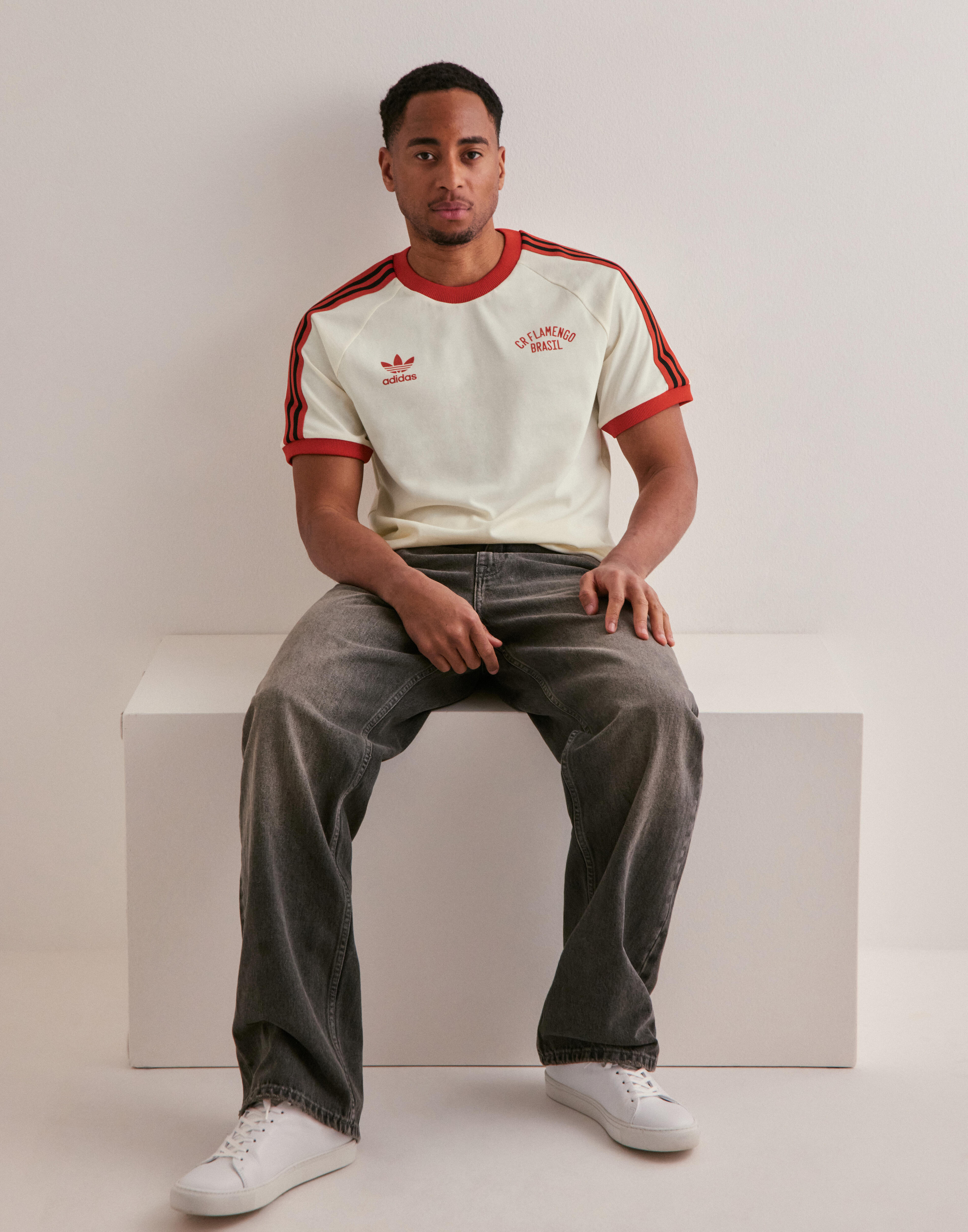 AFFA 赤 Tシャツ AFFA(エーエフエフエー) Initial lame logo print T-shirt 初期