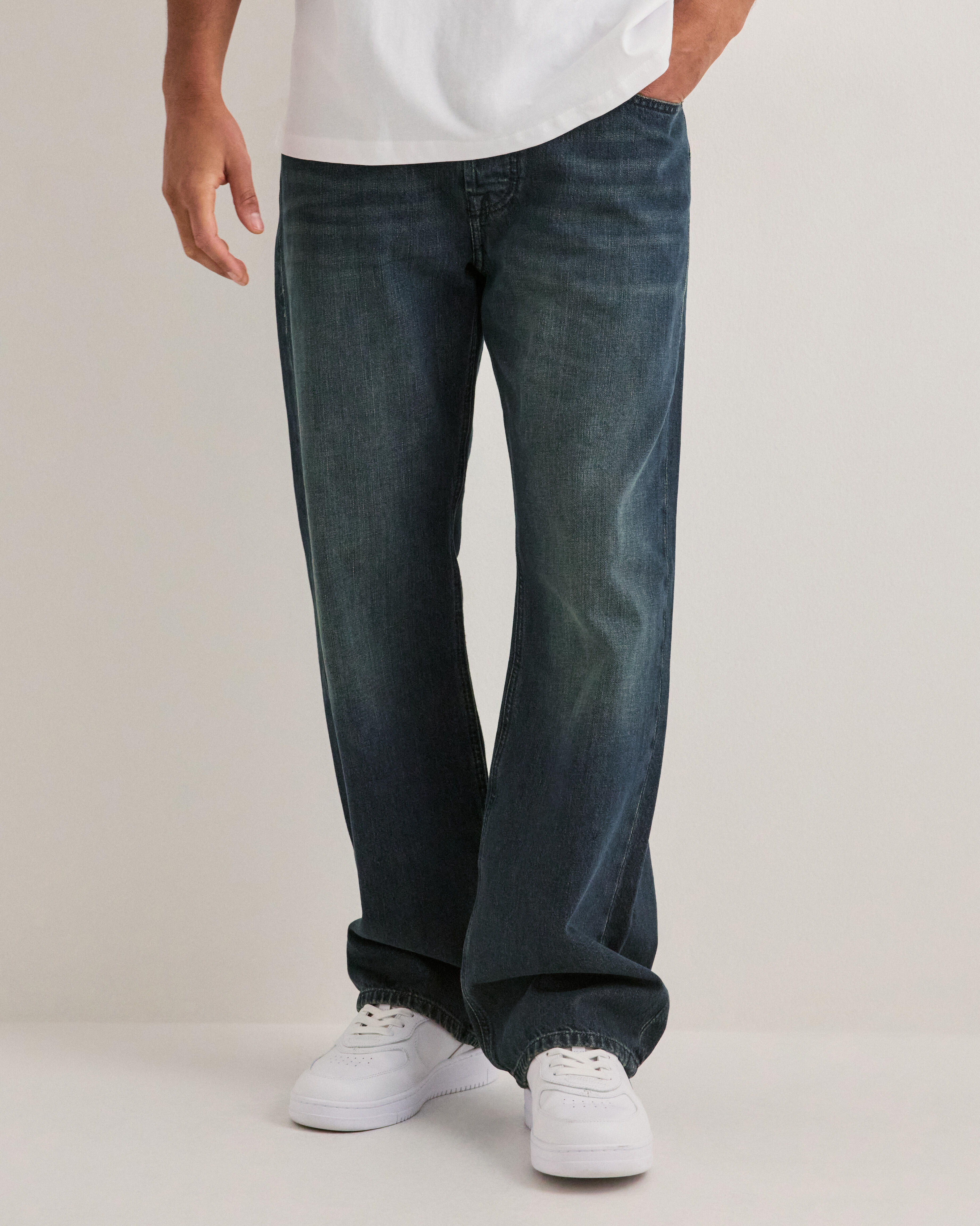 Buy Diesel 1980 D-EEPER - Dark Blue Denim | NLYMAN