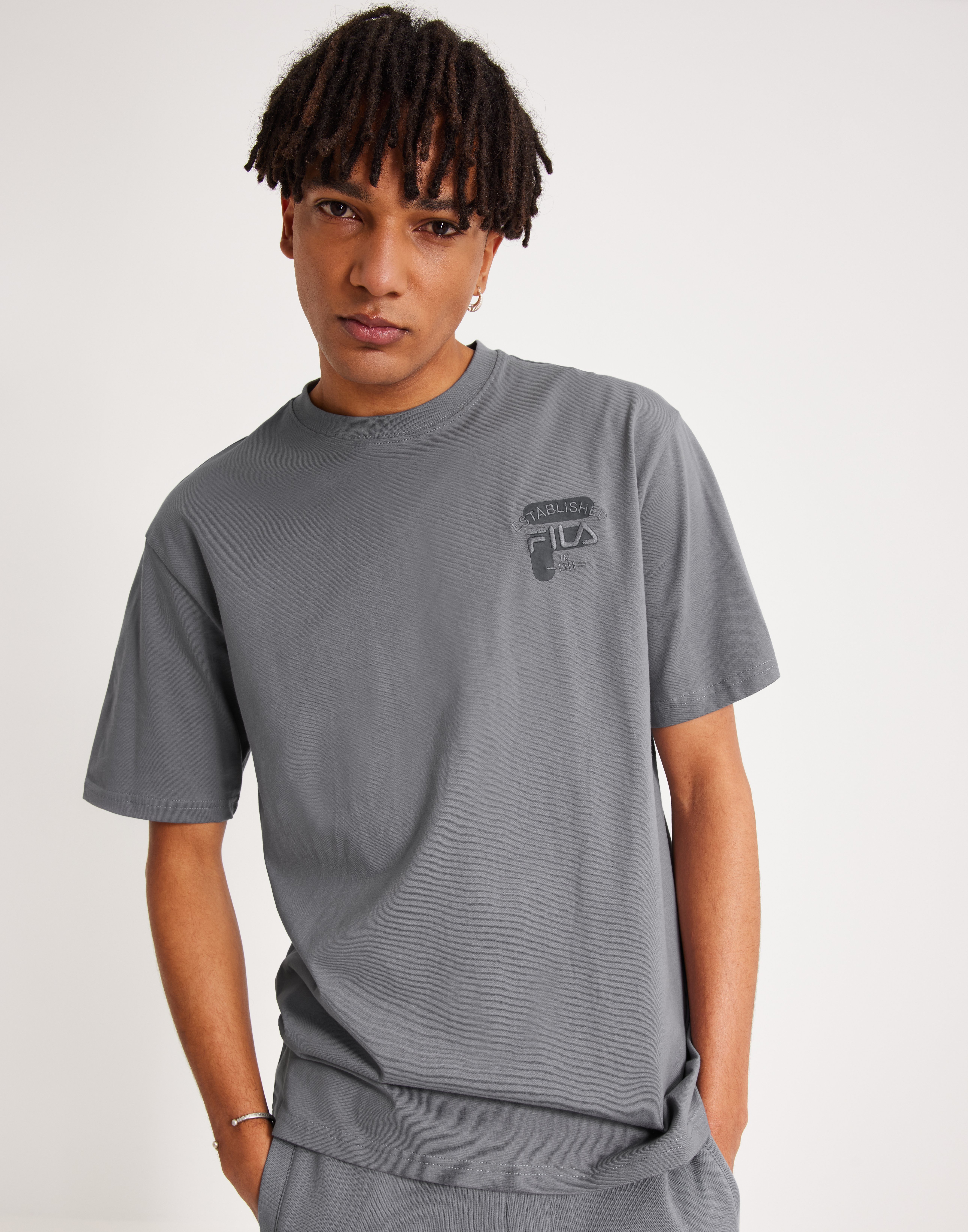 Fila oversized t shirt best sale