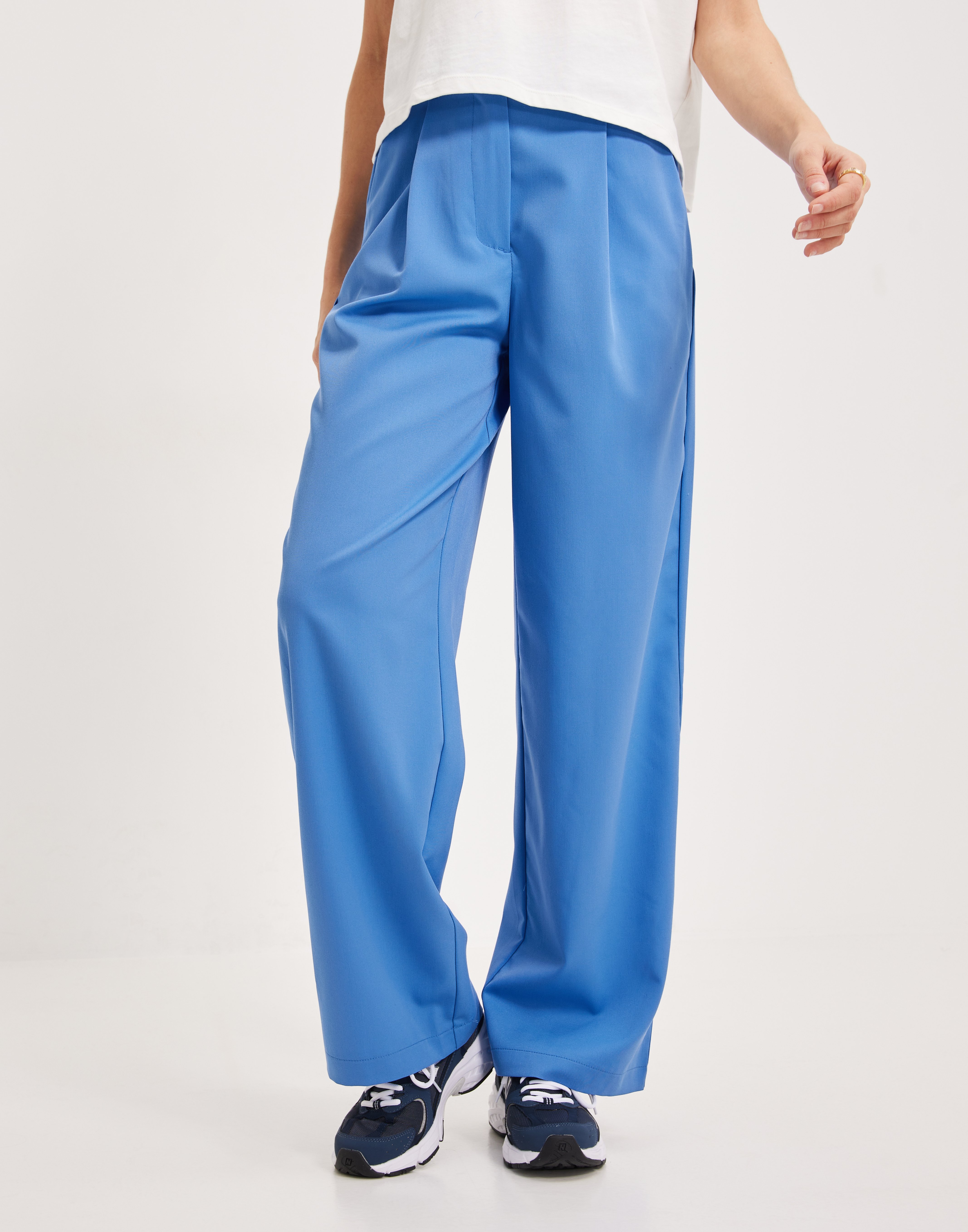 PIECES Pantaloncini Donna Noos HW-Pckylie: Leggeri E Traspiranti, In Materiali Sostenibili Per Clima Caldo