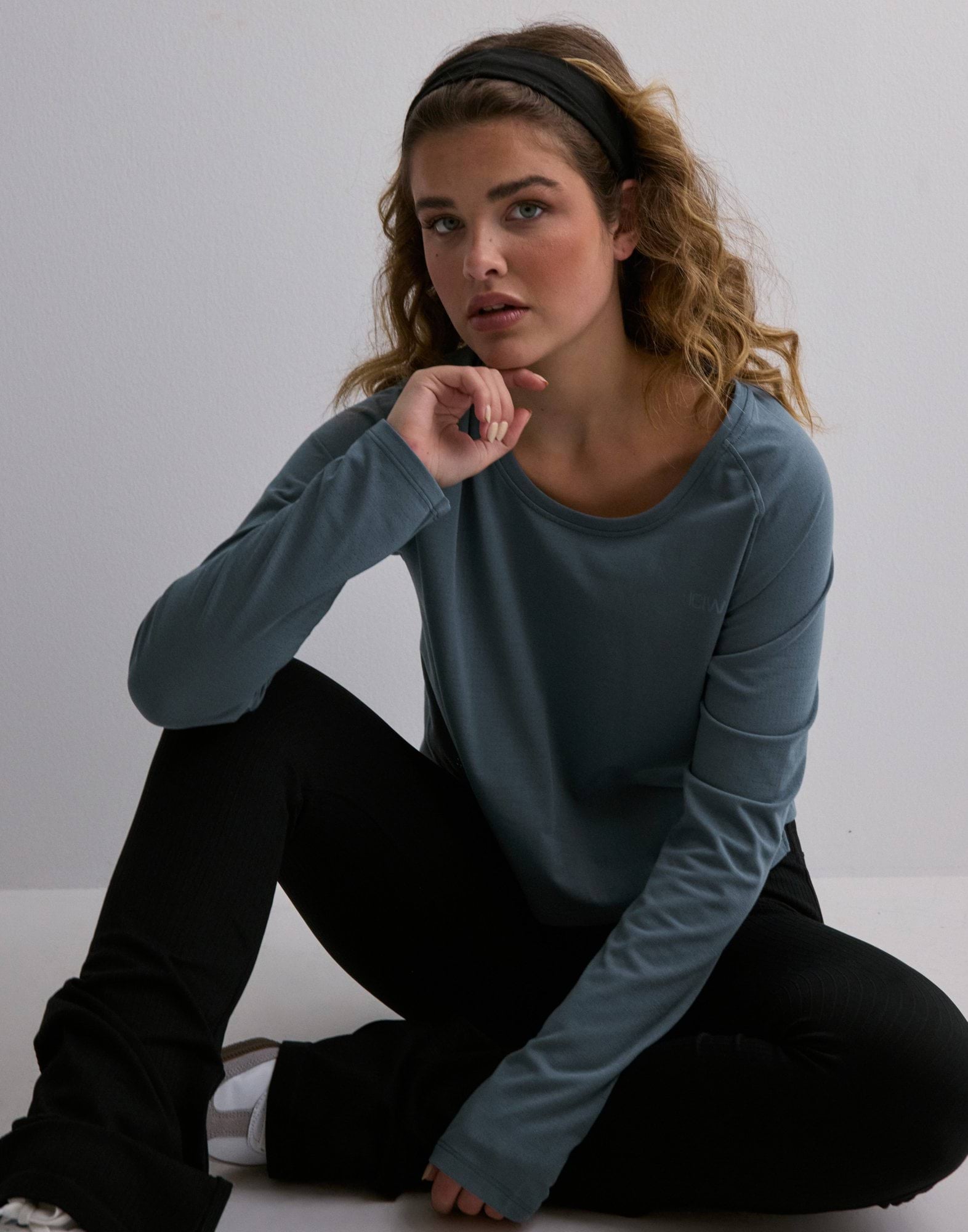 Stride Cropped Long Sleeve Wmn