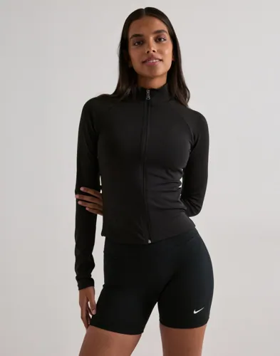 Nike - Sort - W Nk Df One Hr 5in Short Useam