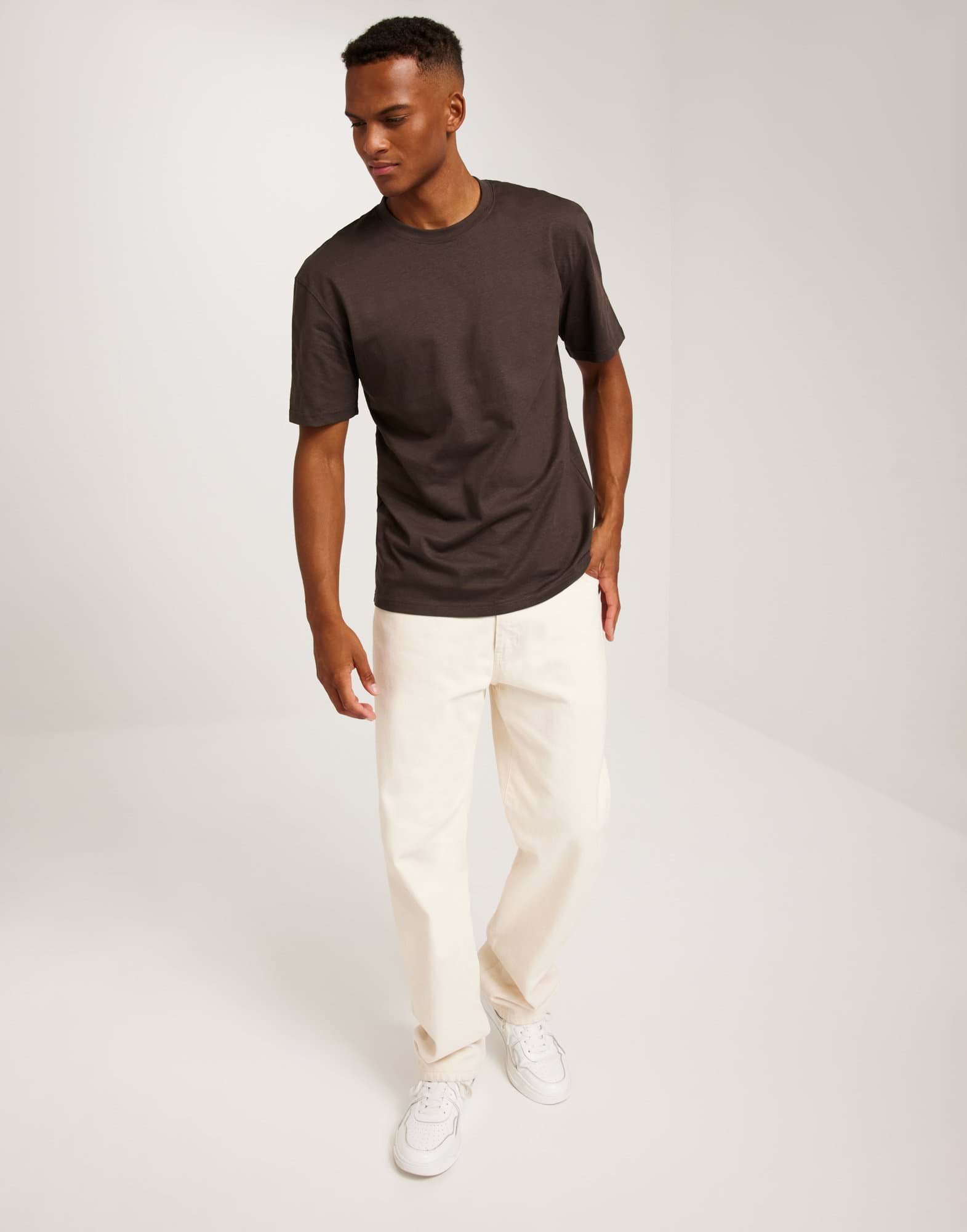 JJERELAXED TEE SS O-NECK NOOS