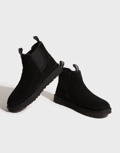 UGG M Neumel Chelsea Chelsea boots Svart