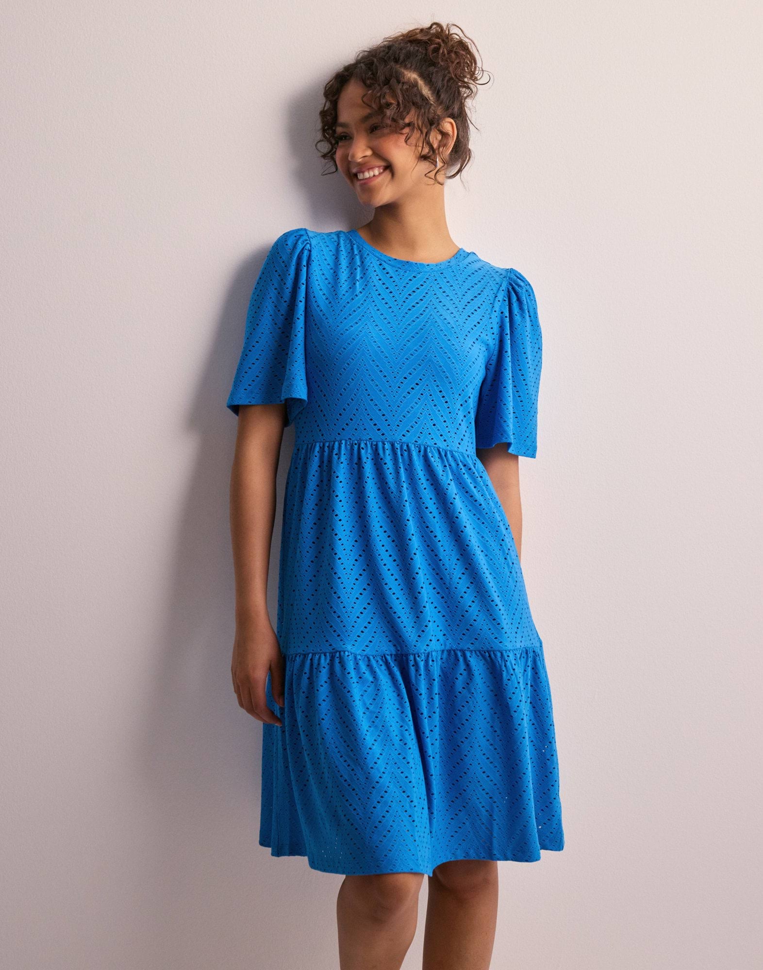 CARMAY S/S O-NECK PEPLUM DRESS JRS